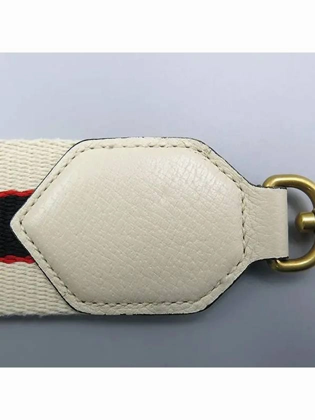 505388 Crossbody Bag