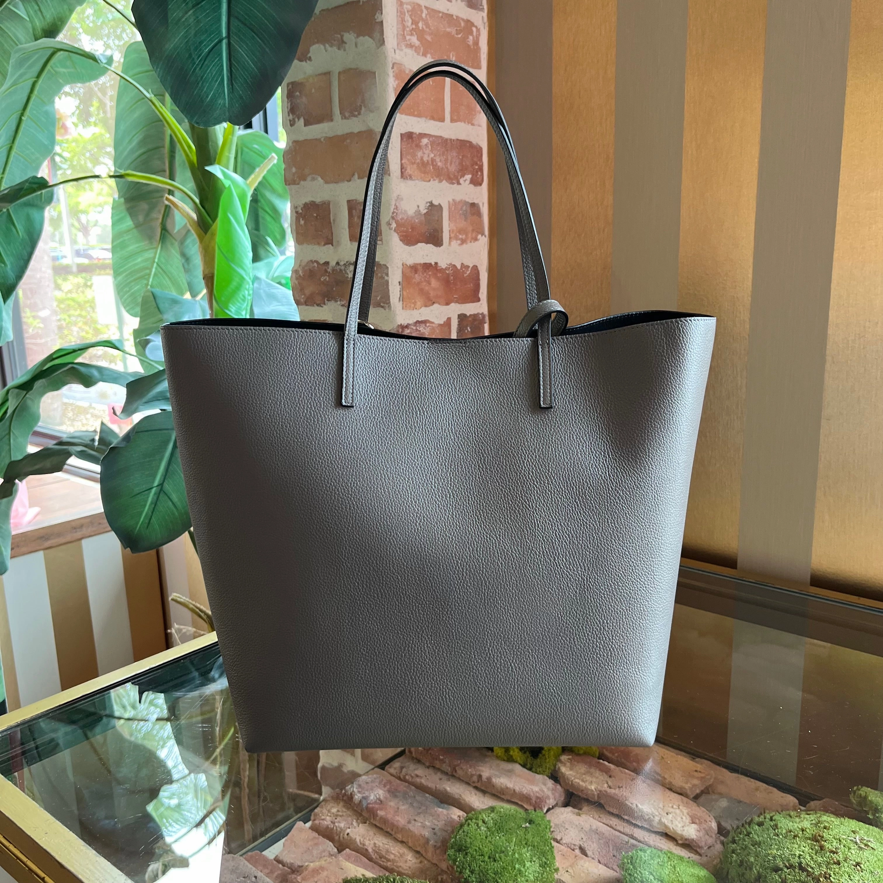 ALEXANDER MCQUEEN Gray Leather Tote TS4027