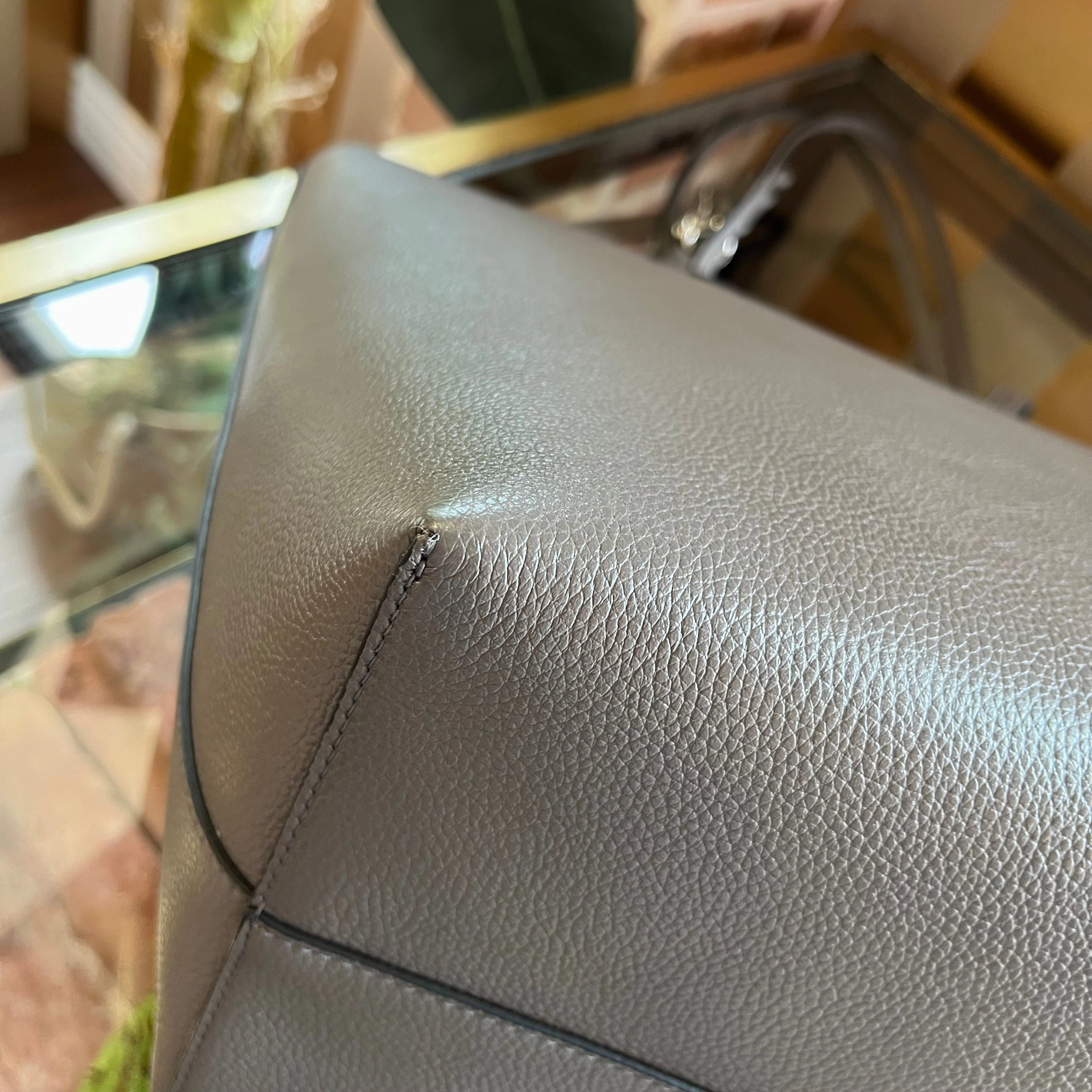 ALEXANDER MCQUEEN Gray Leather Tote TS4027