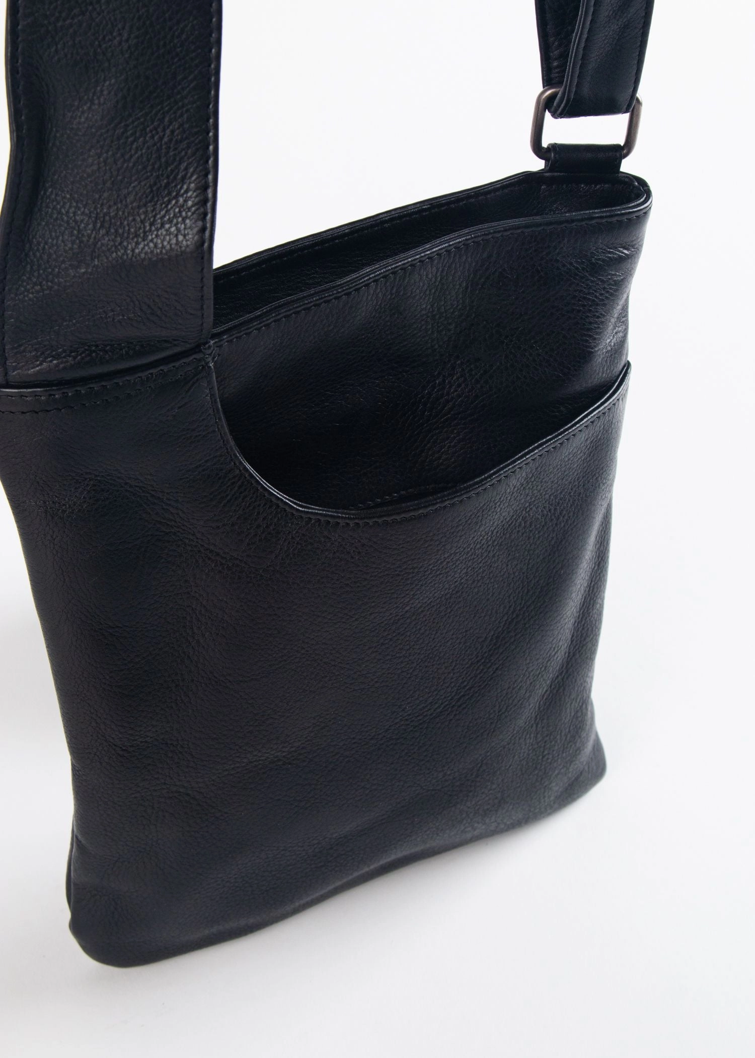 ATHENA CROSSBODY