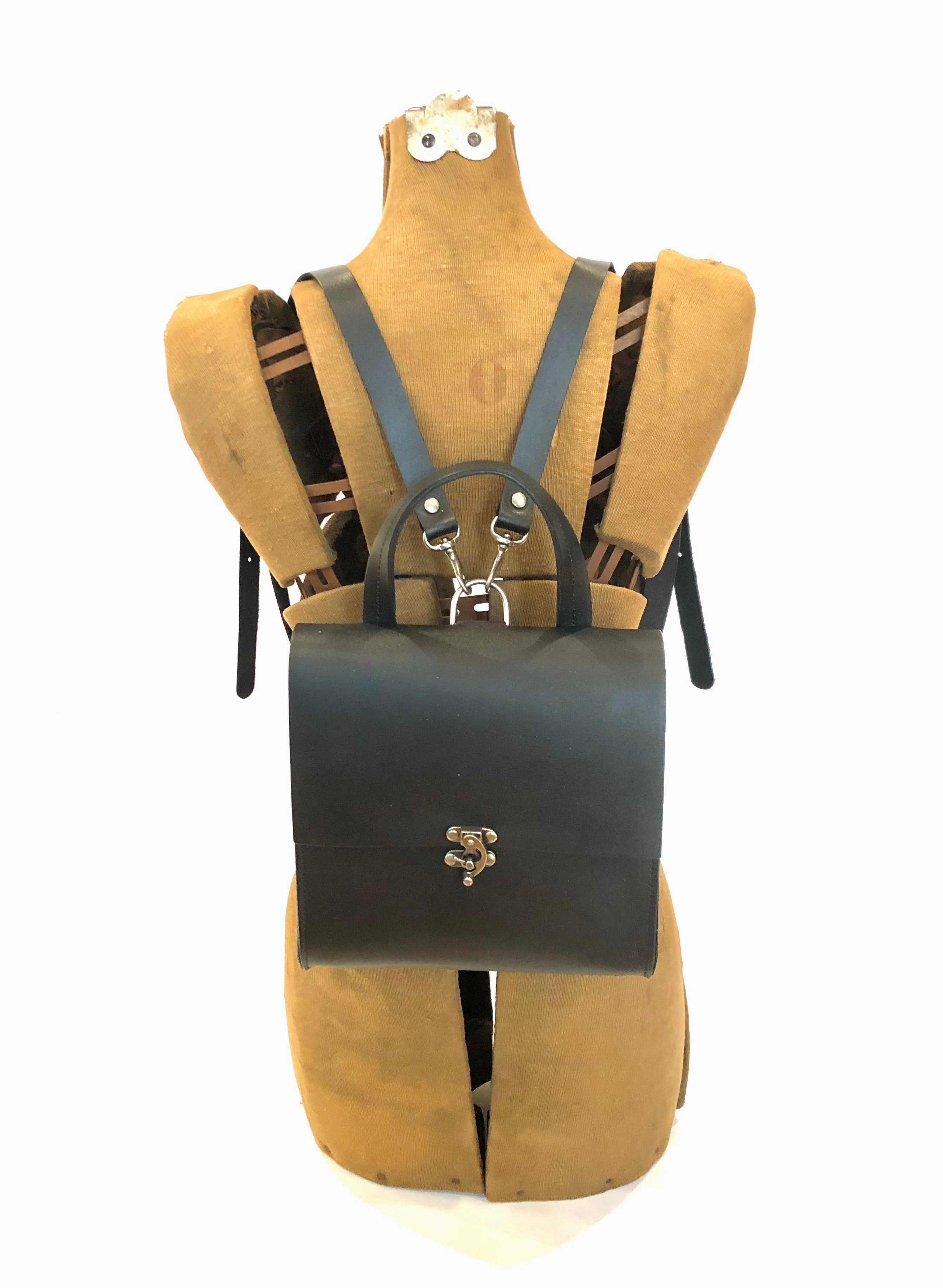 B39 backpack