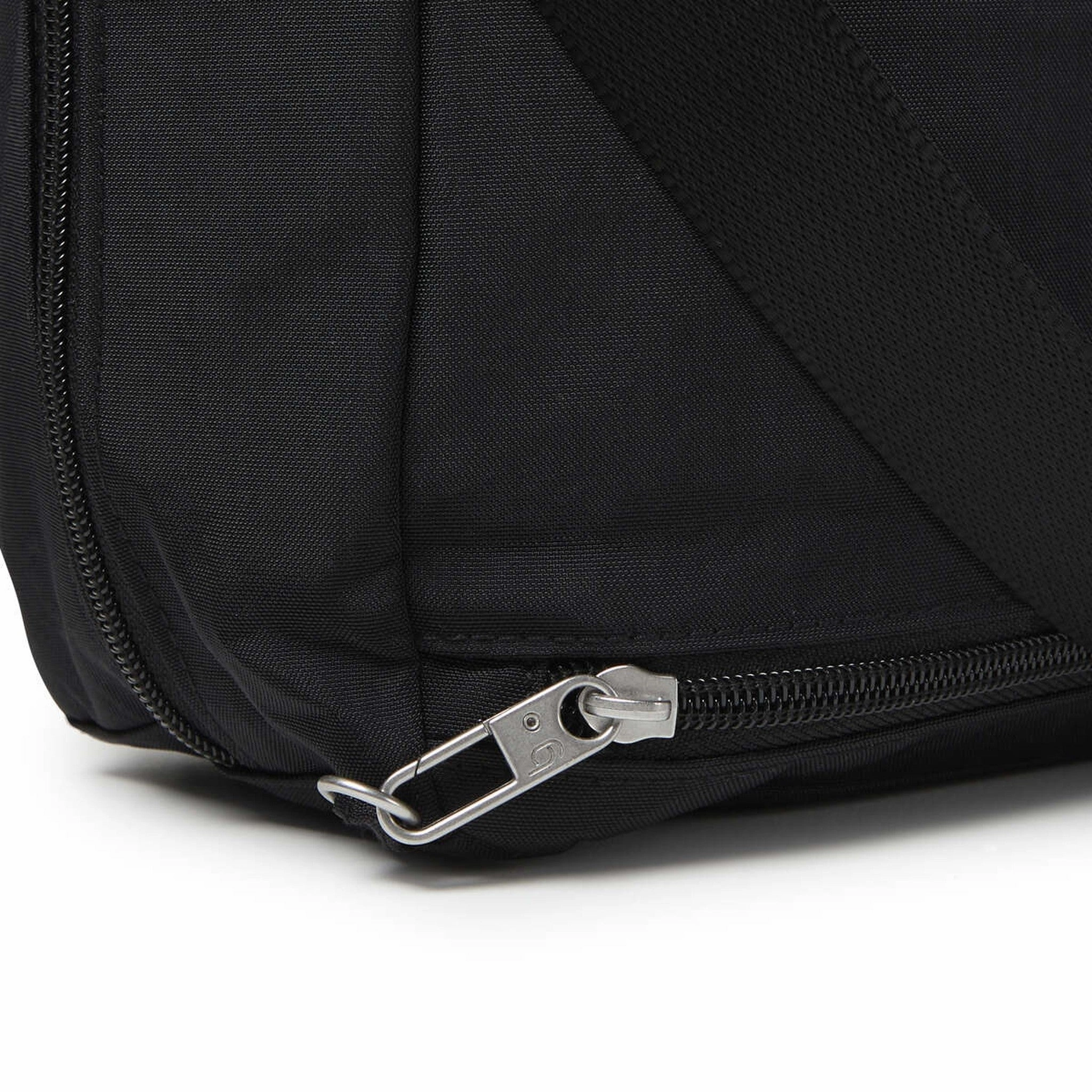 Baggallini Modern Everywhere Bagg