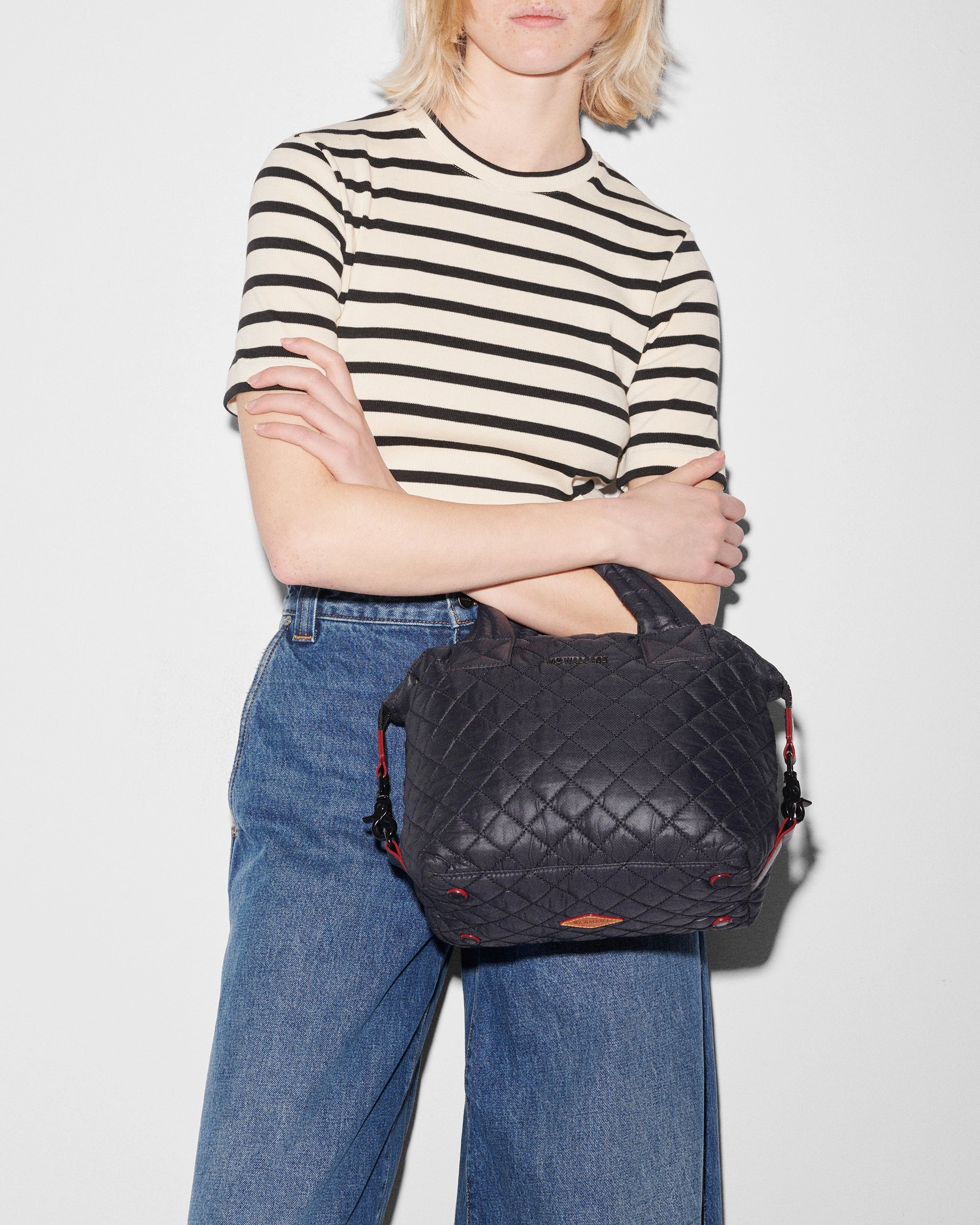 Black Small Sutton Deluxe