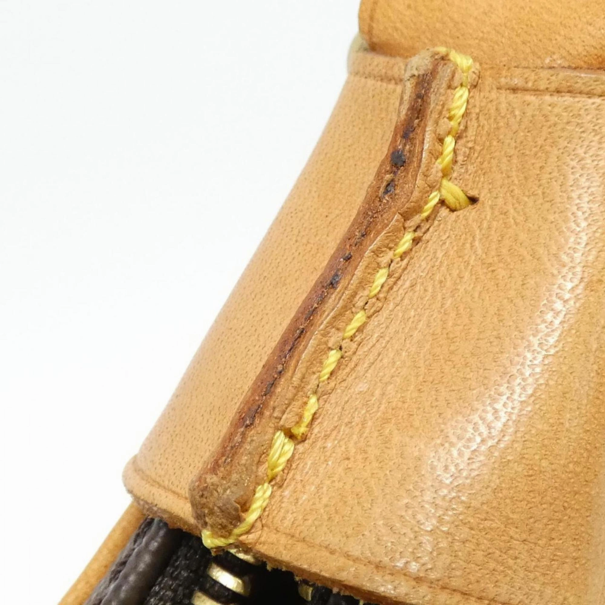 Boite Shoulder Bag Crescent Design