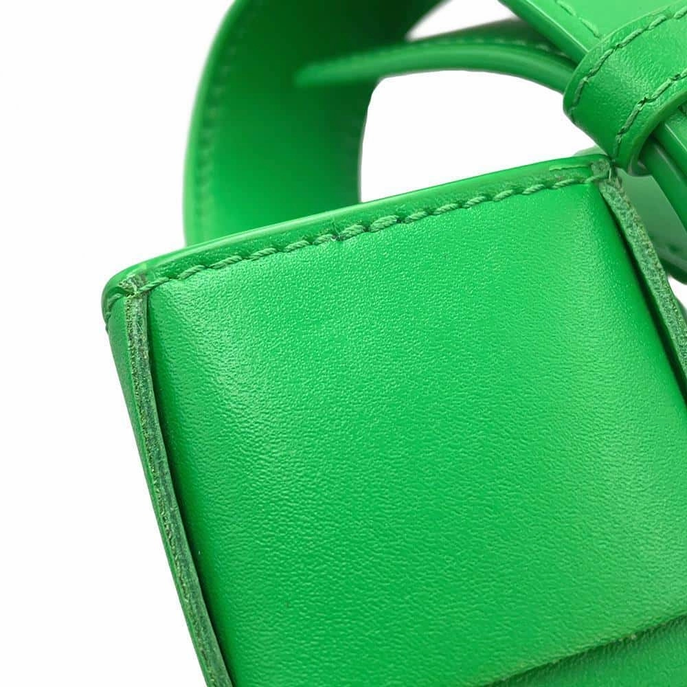 Bottega Veneta Cassette INTRECCIATO Phone Holder Shoulder Bag Parakeet729298 Calf Leather