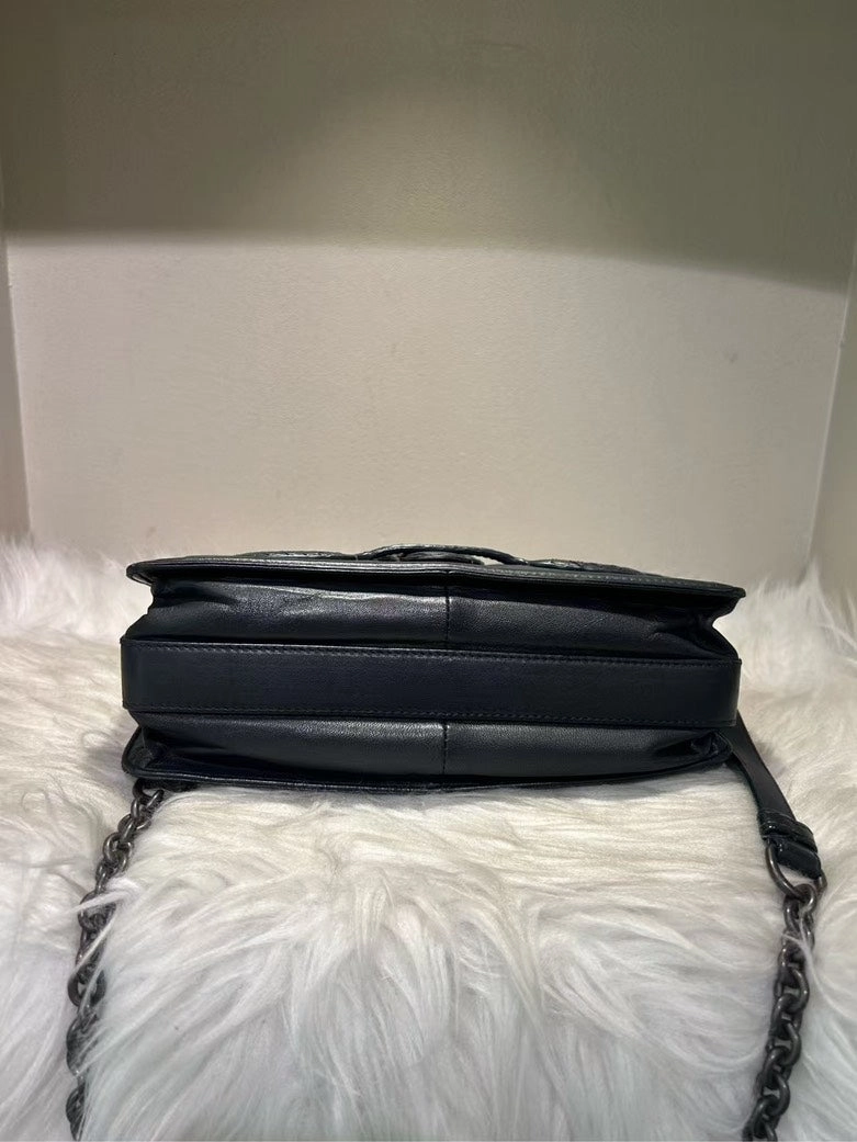Bottega Veneta Pre-loved BV Bag Nero Intrecciato Leather Crossbody