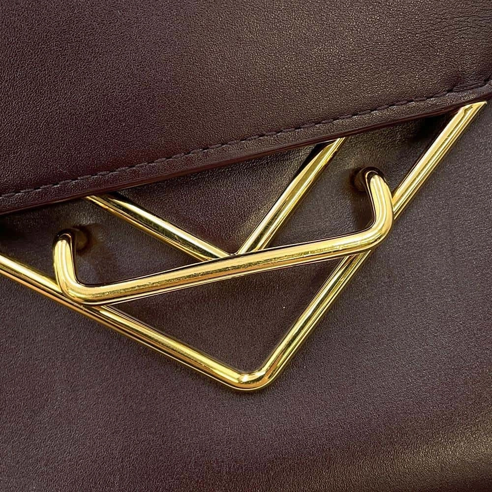 Bottega Veneta The Clip Shoulder Bag Grape652391 Leather