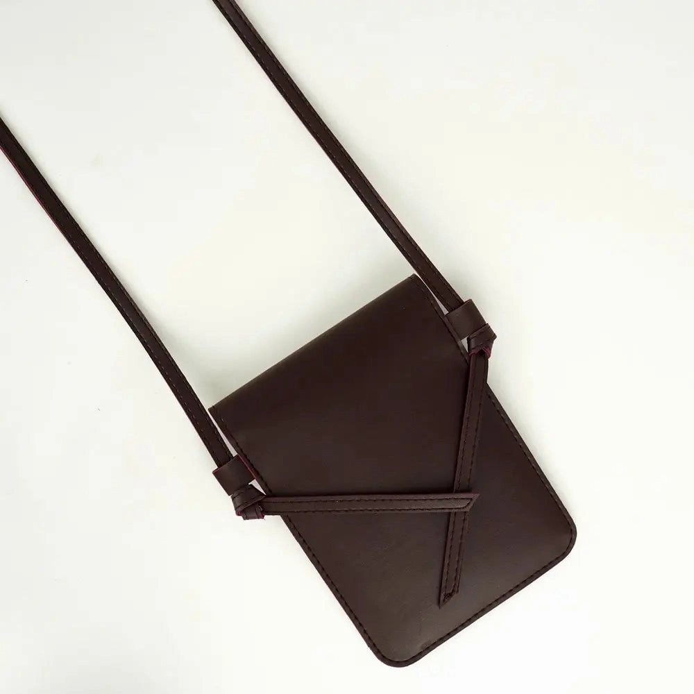 Brown Smartphone Pouch 560