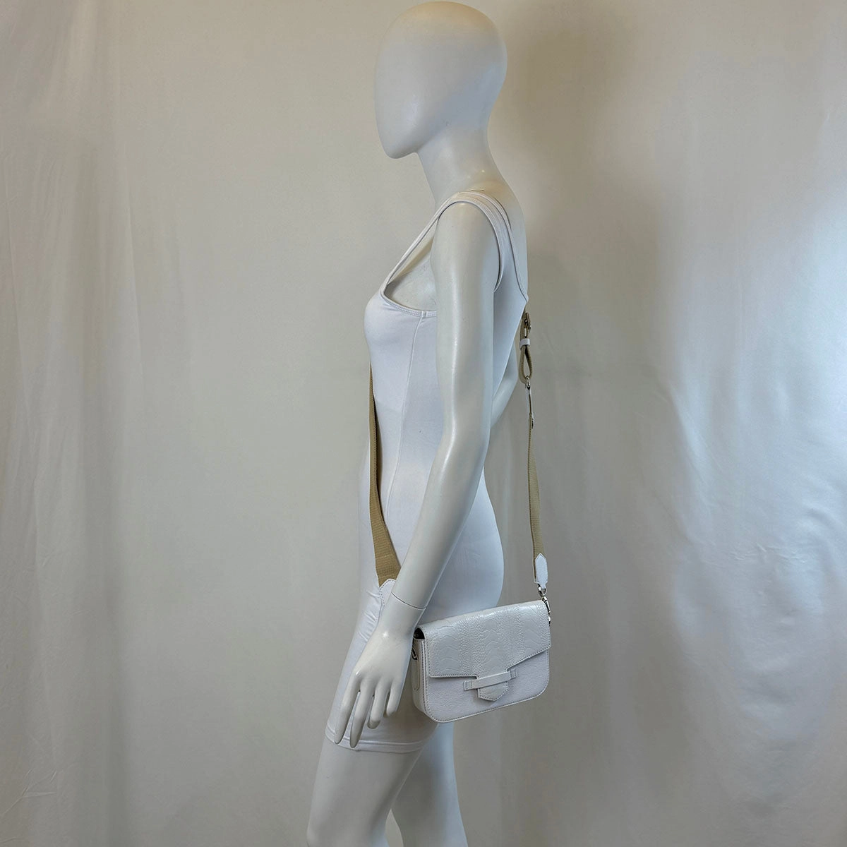 Cape Cobra Crossbody
