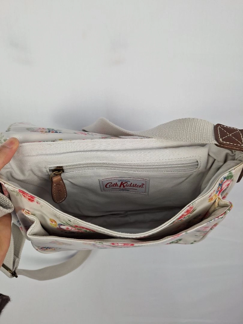 Cath Kidson Vintage Floral Small Messenger Bag