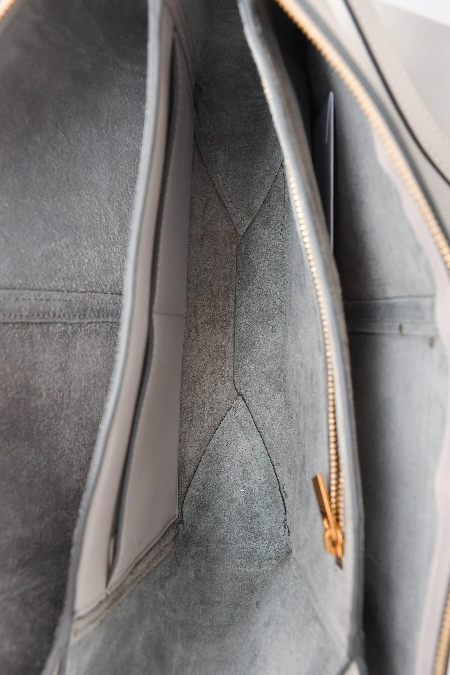 Celine 2017 Light Grey Leather Trifold Clutch With Chain