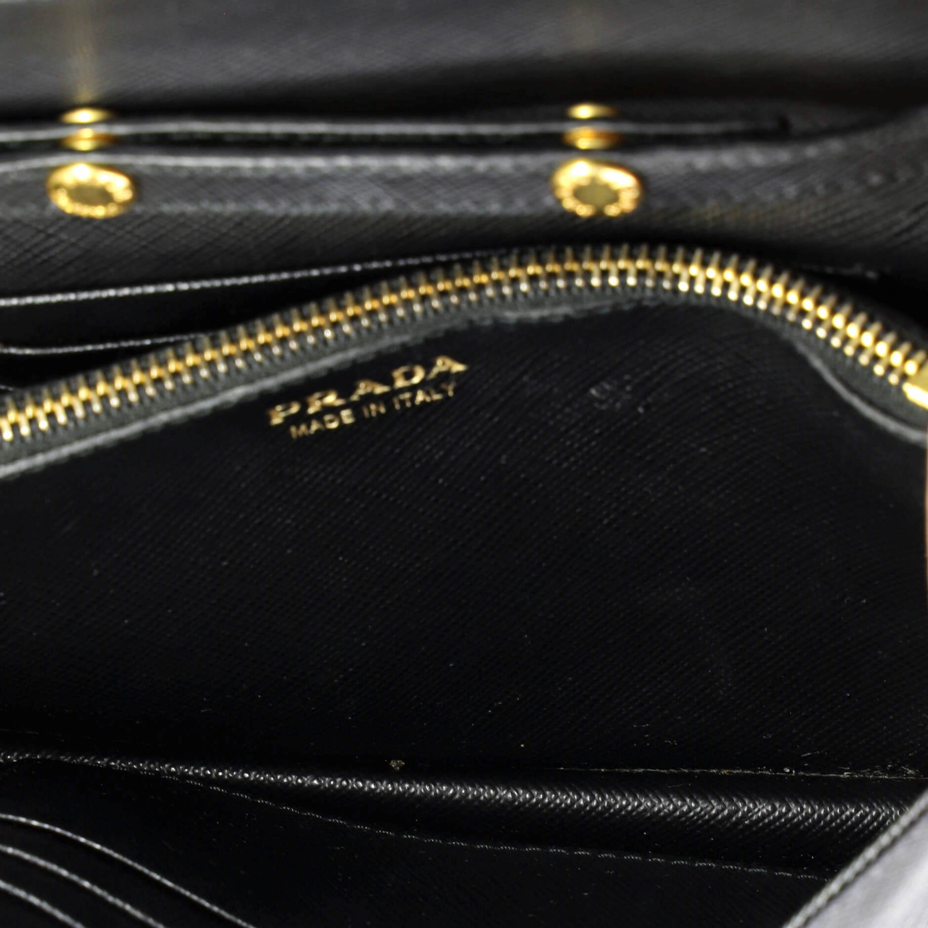 Chain Wallet Crossbody Saffiano Leather