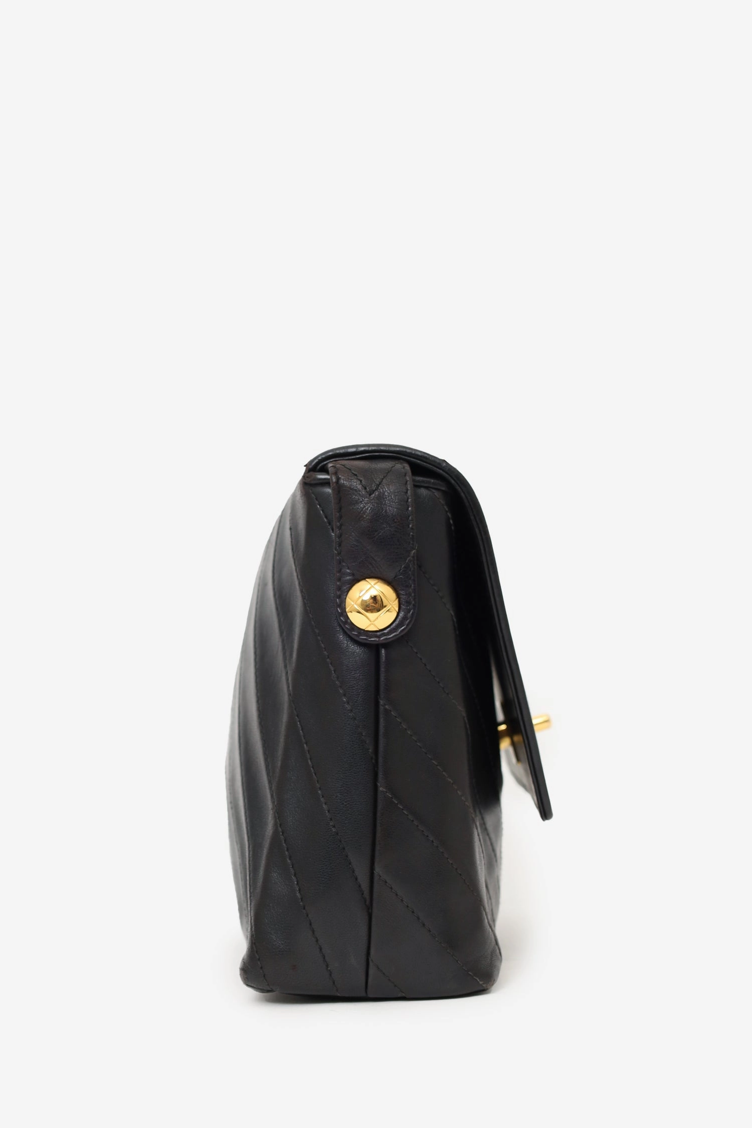 Chanel 1994-96 Black Quilted Lambskin Chevron Flap Shoulder Bag