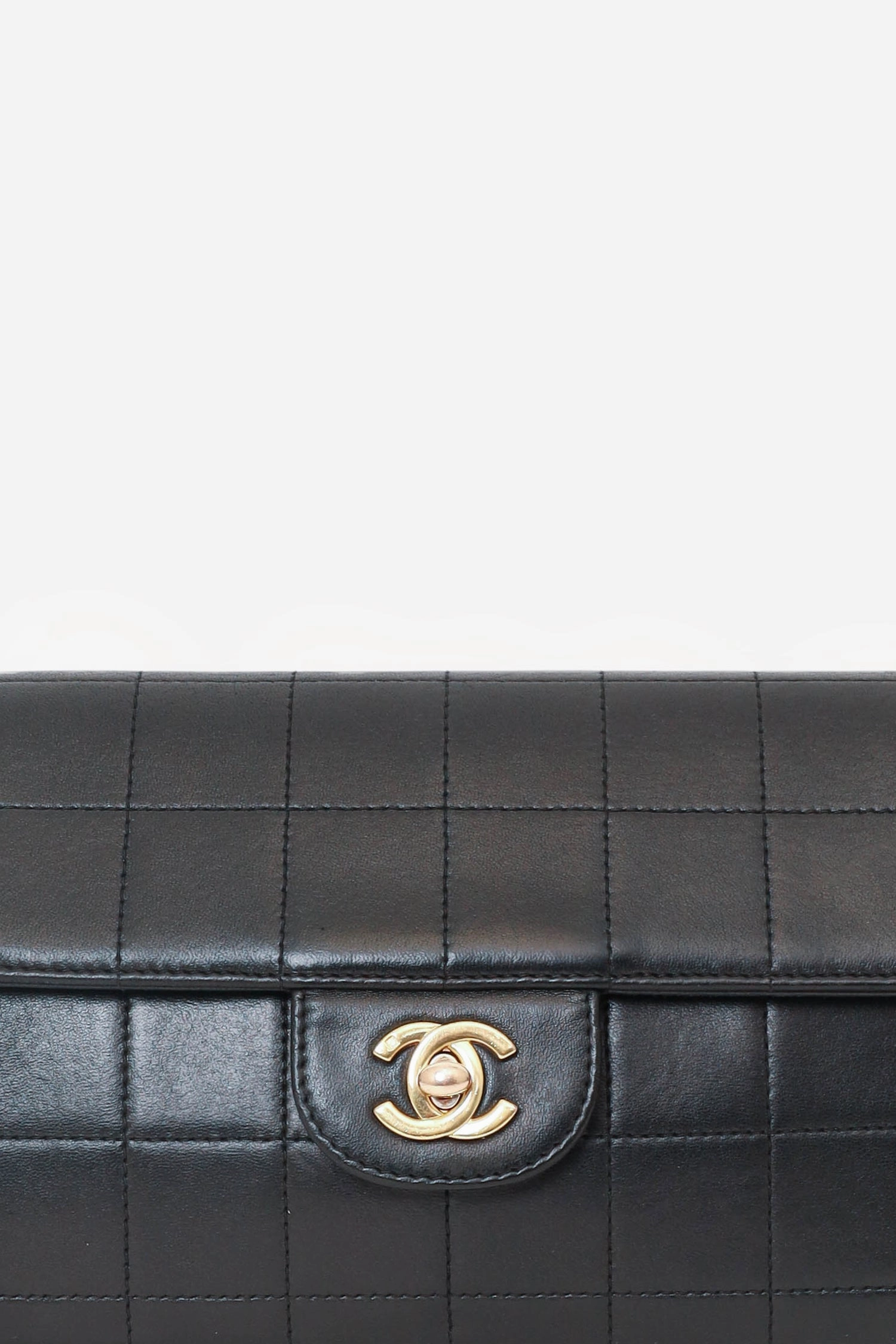 Chanel 2003-04 Black Lambskin Chocolate Bar East West Shoulder Bag