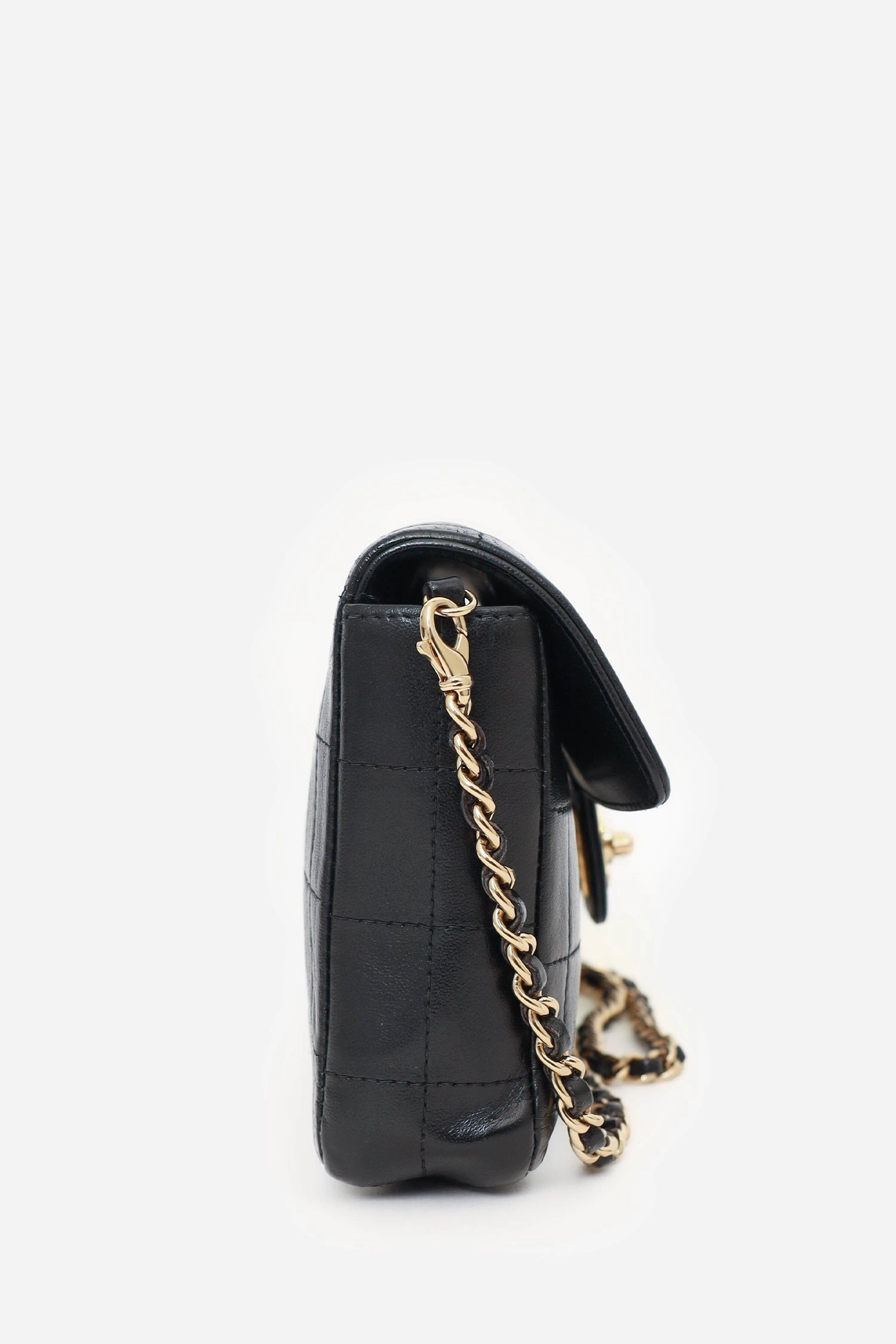 Chanel 2003-04 Black Lambskin Chocolate Bar East West Shoulder Bag