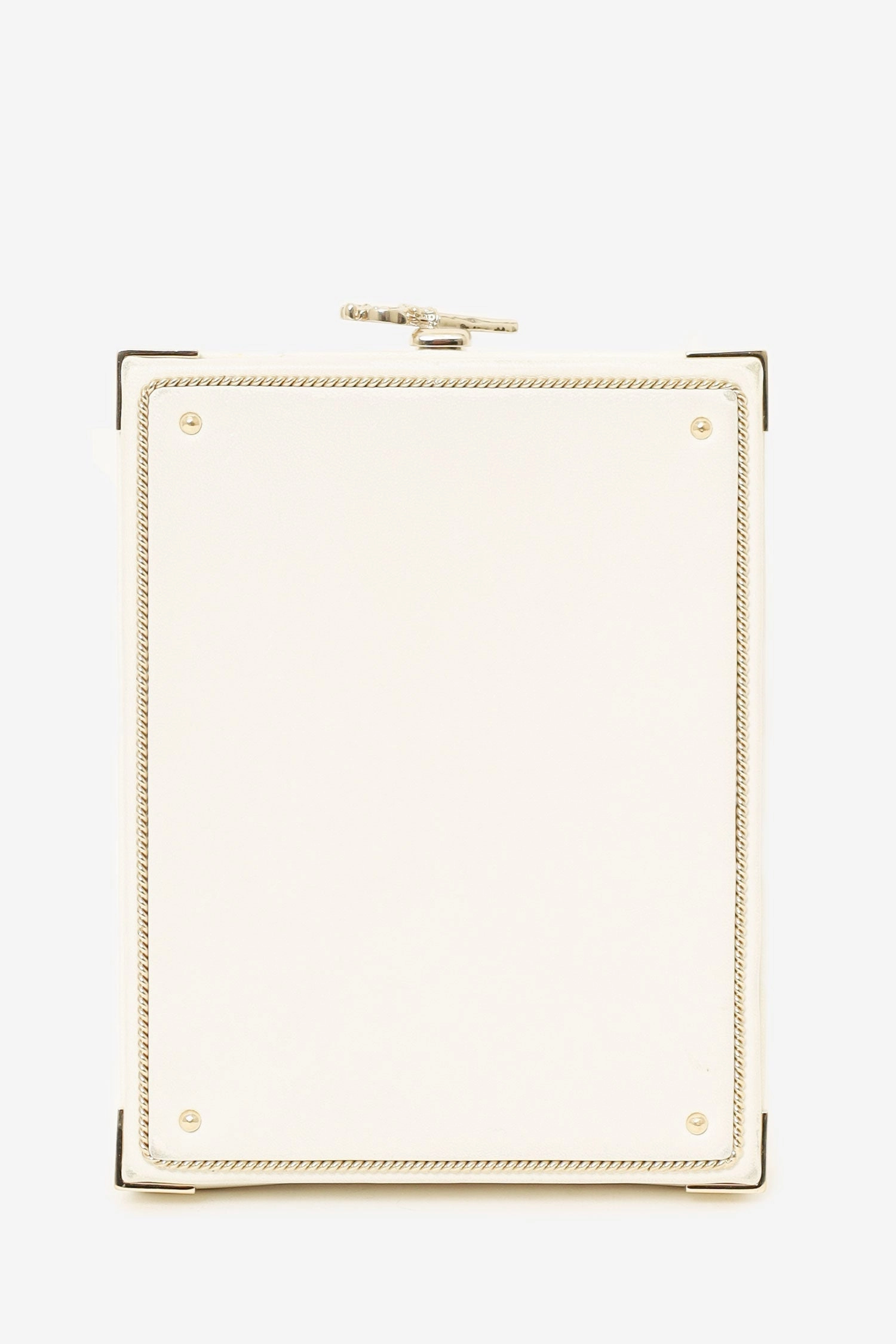 Chanel 2017-18 White Lambskin Paris-Cosmopolite Coco In Ritz Clutch with Chain