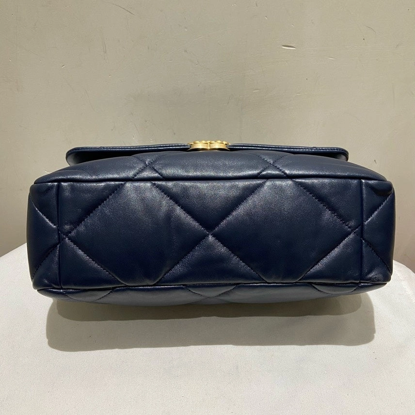 Chanel 21P 19bag Large Navy Leather Shoulder Bag