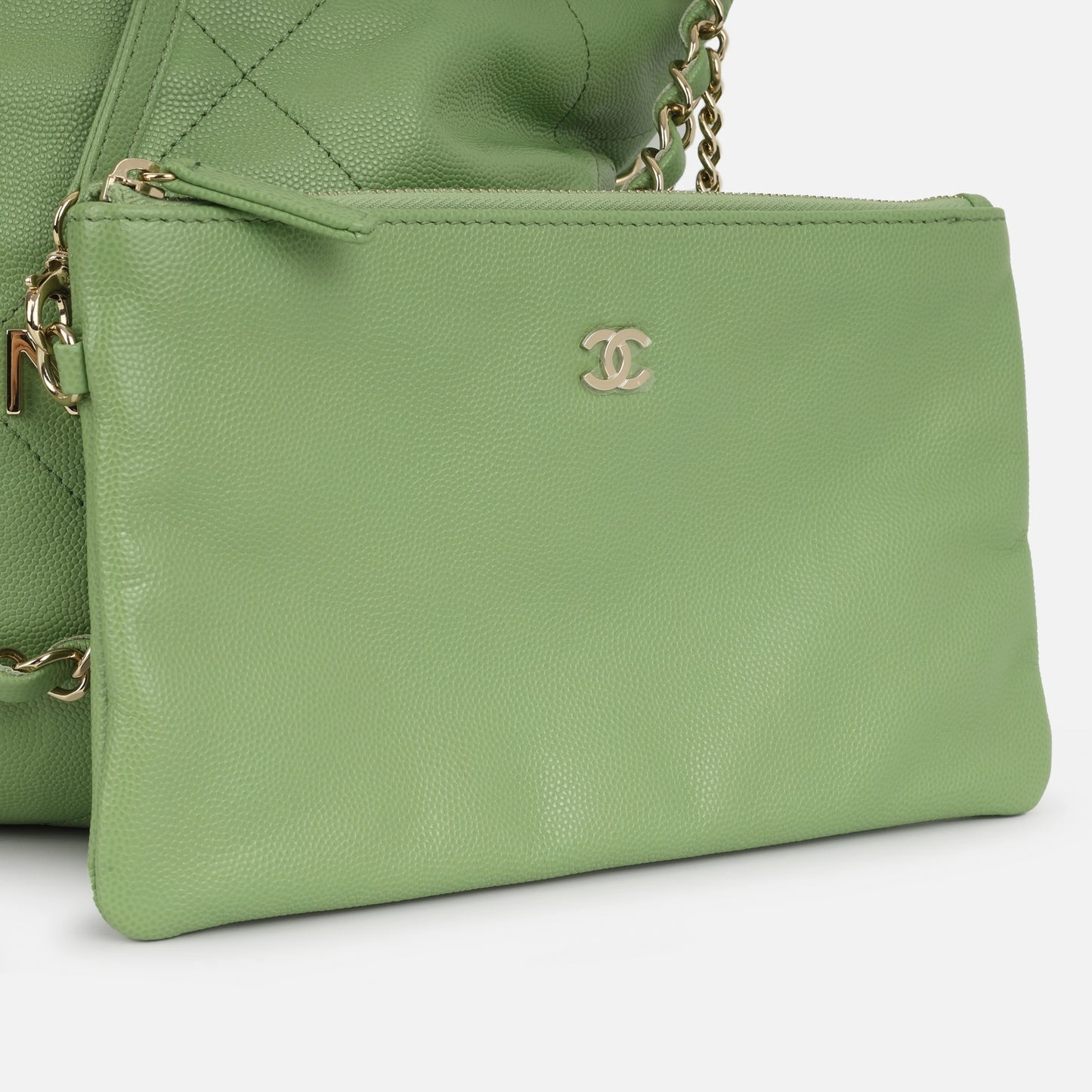 Chanel 22 Small Handbag Avocado Green Caviar CGHW