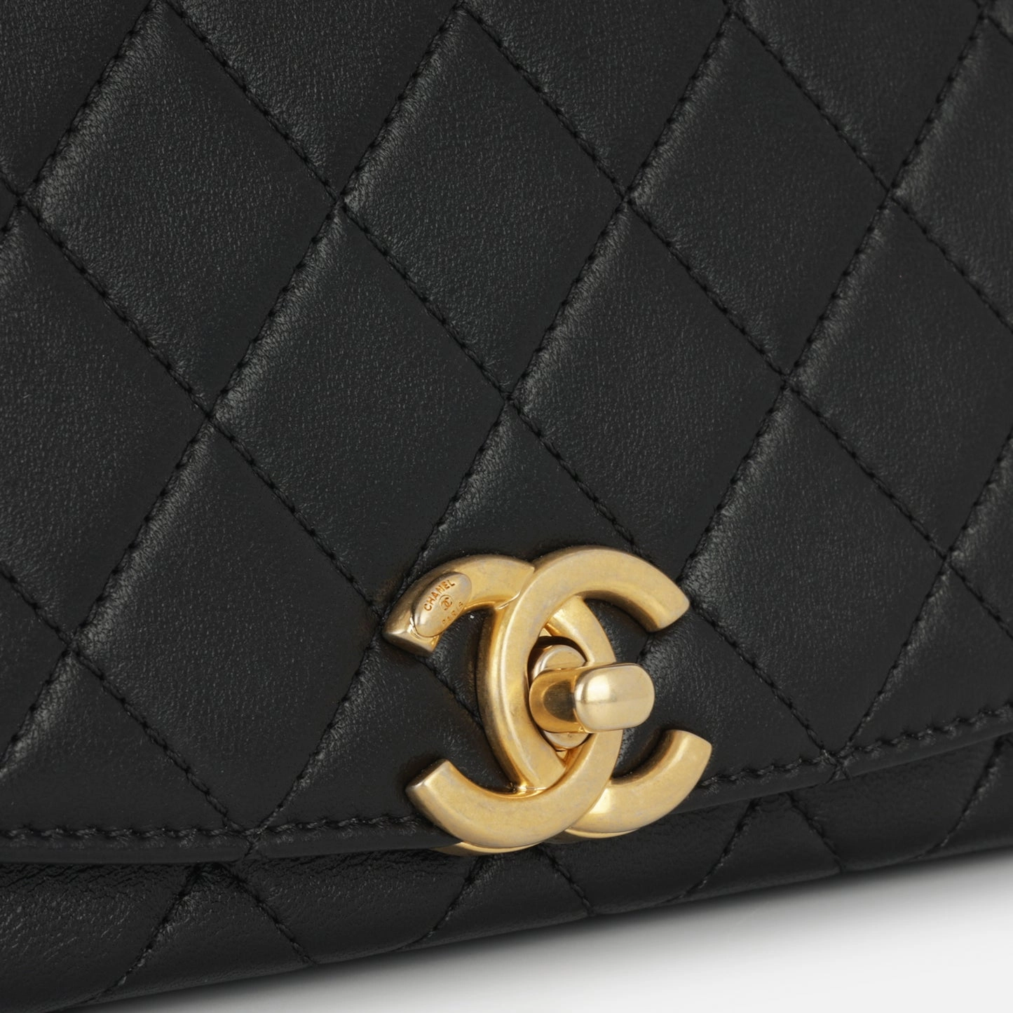 Chanel - La Parisienne Flap Bag - Black Quilted Lambskin MHW - Pre-Loved - 2020