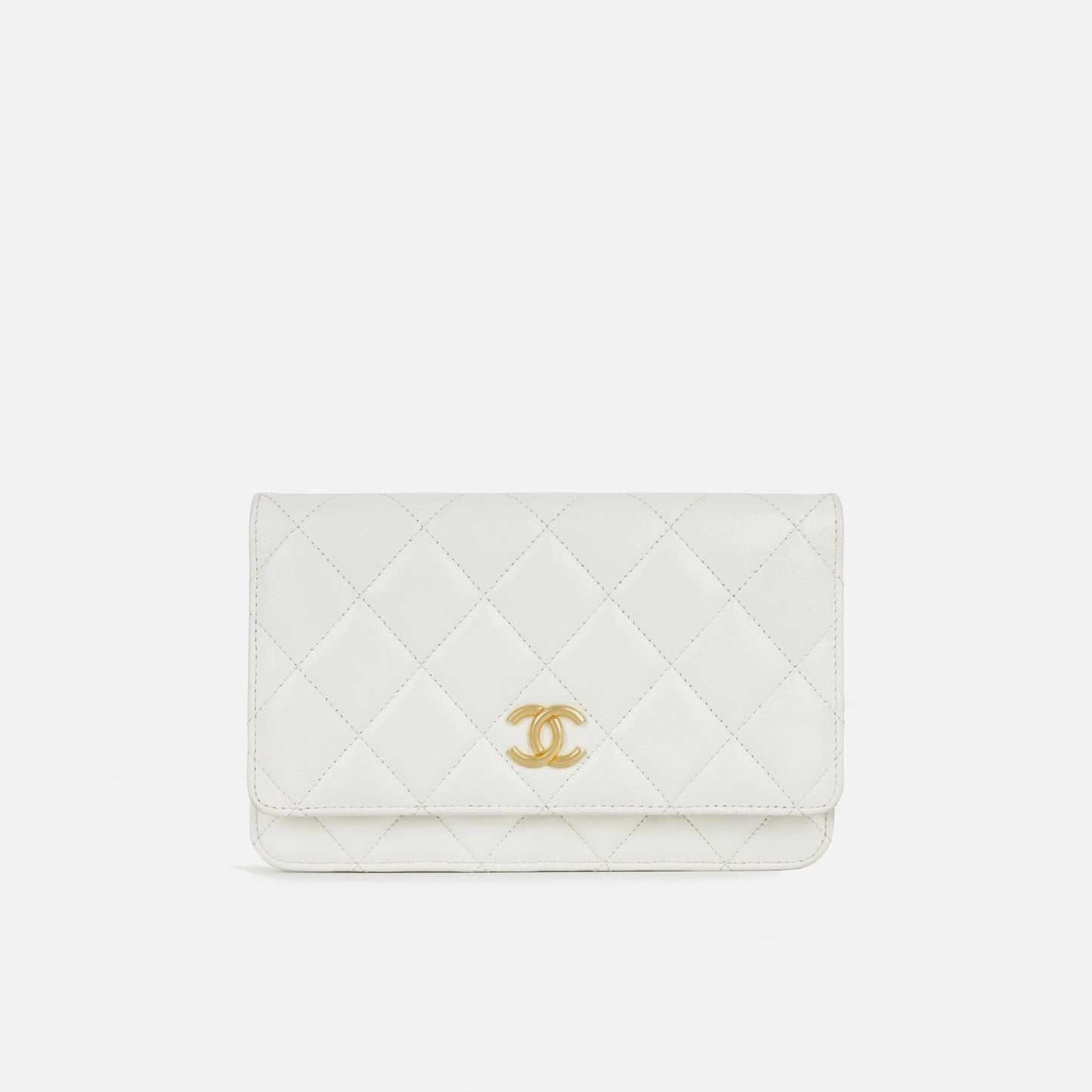 Chanel - Wallet on Chain - White Calfskin with Grommet Strap GHW - Pre-Loved