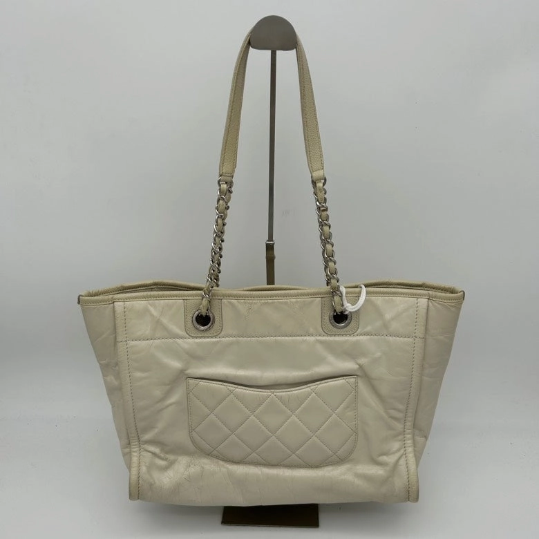 Chanel Beige Leather Shoulder Bag Medium
