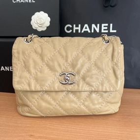 CHANEL Beige Quilted Leather Shoulder Bag
