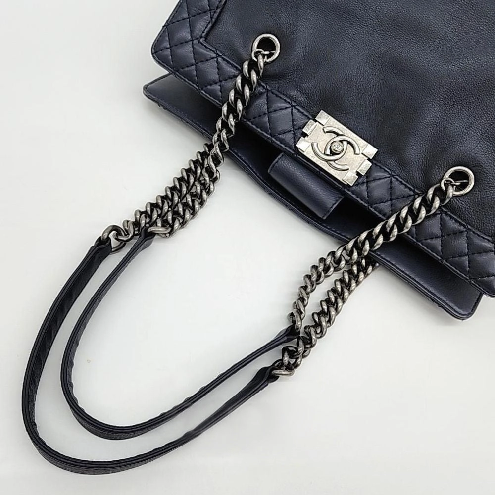 Chanel Boy Chain Shoulder Bag (6291076)