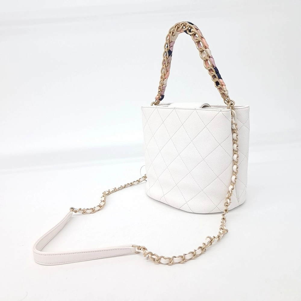 Chanel Caviar Chain Shoulder Bag (10000163)