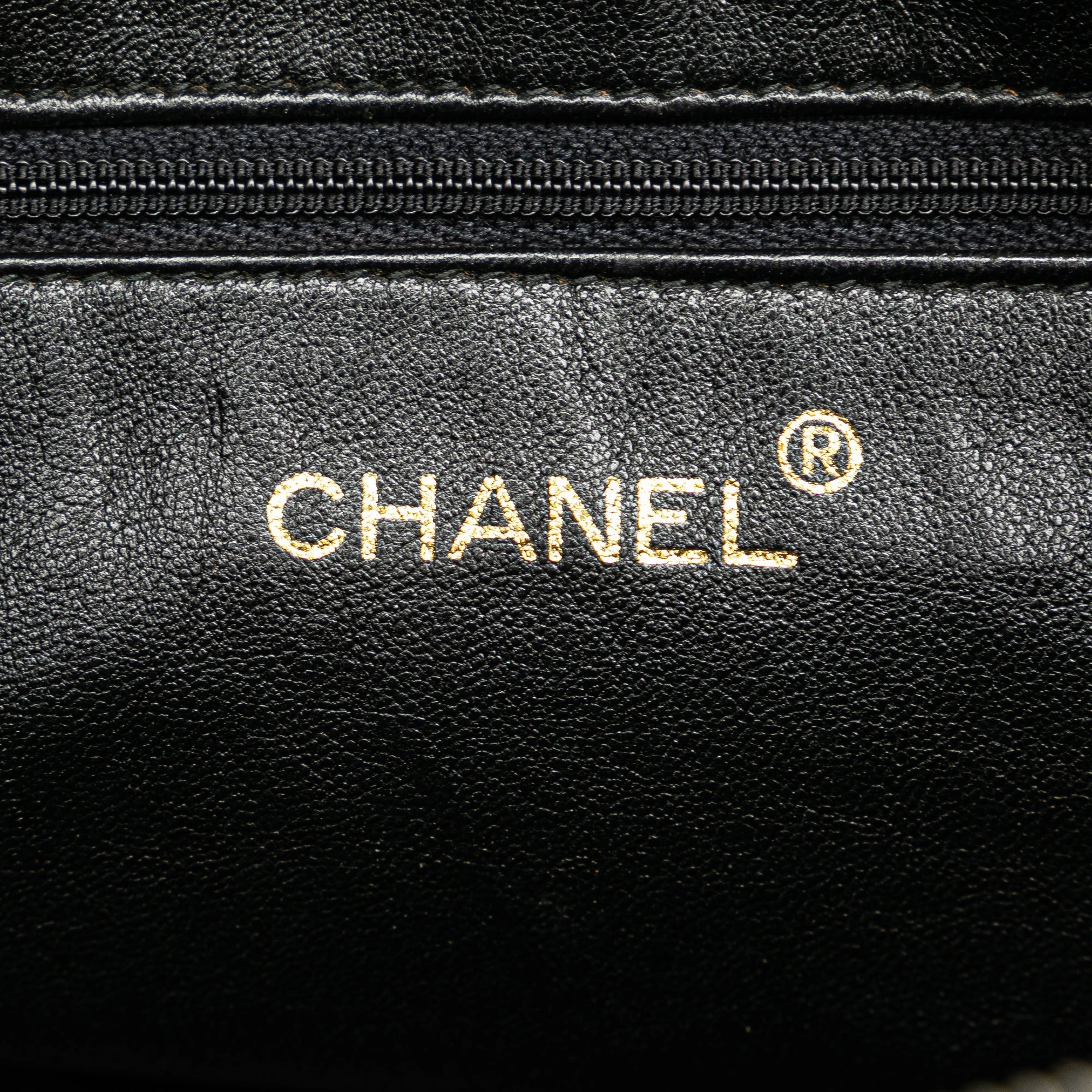 Chanel CC Quilted Lambskin Tassel Crossbody (21054)