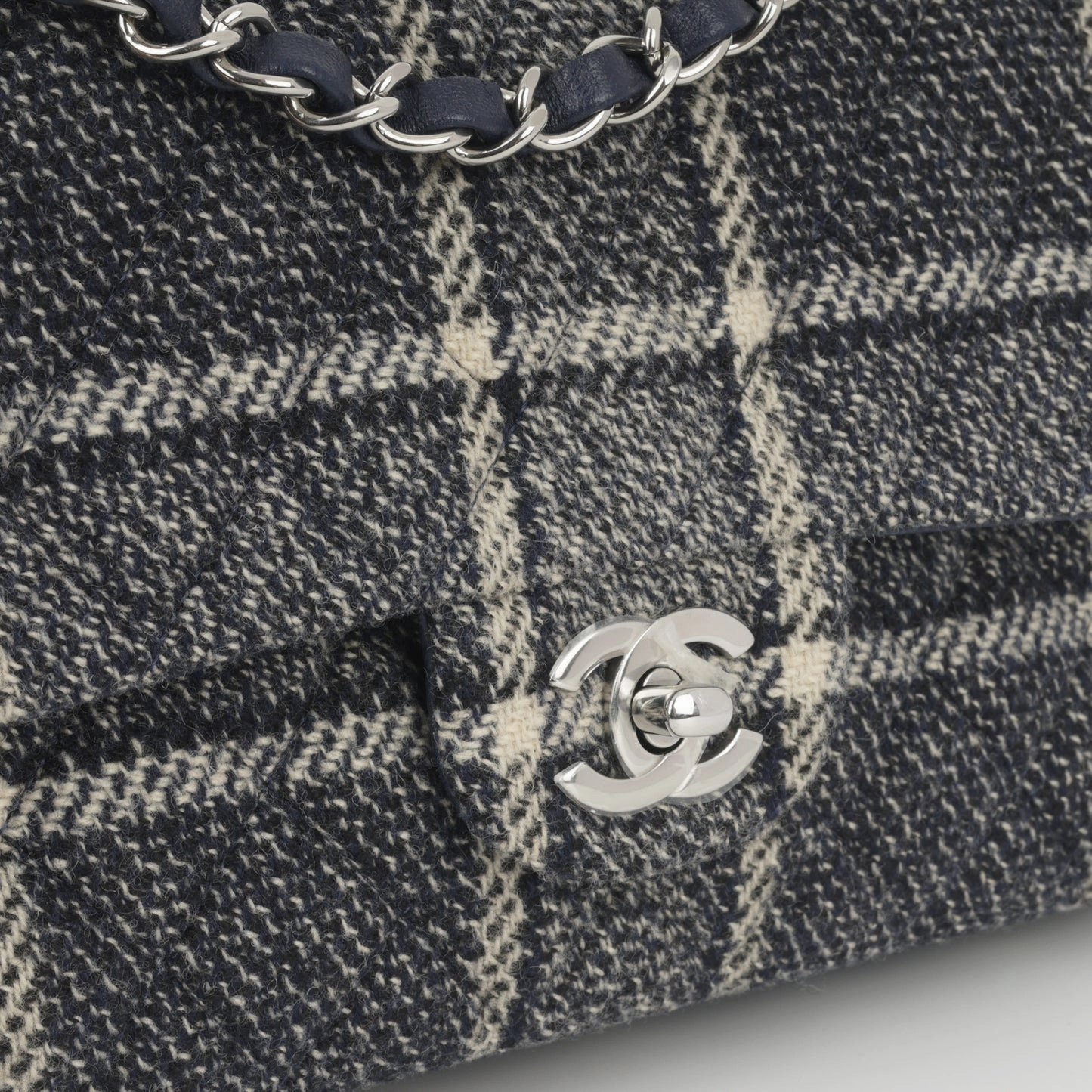 Chanel Chanel - Medium Classic Flap - Navy Tartan Tweed SHW - 2022 - Pre-Loved