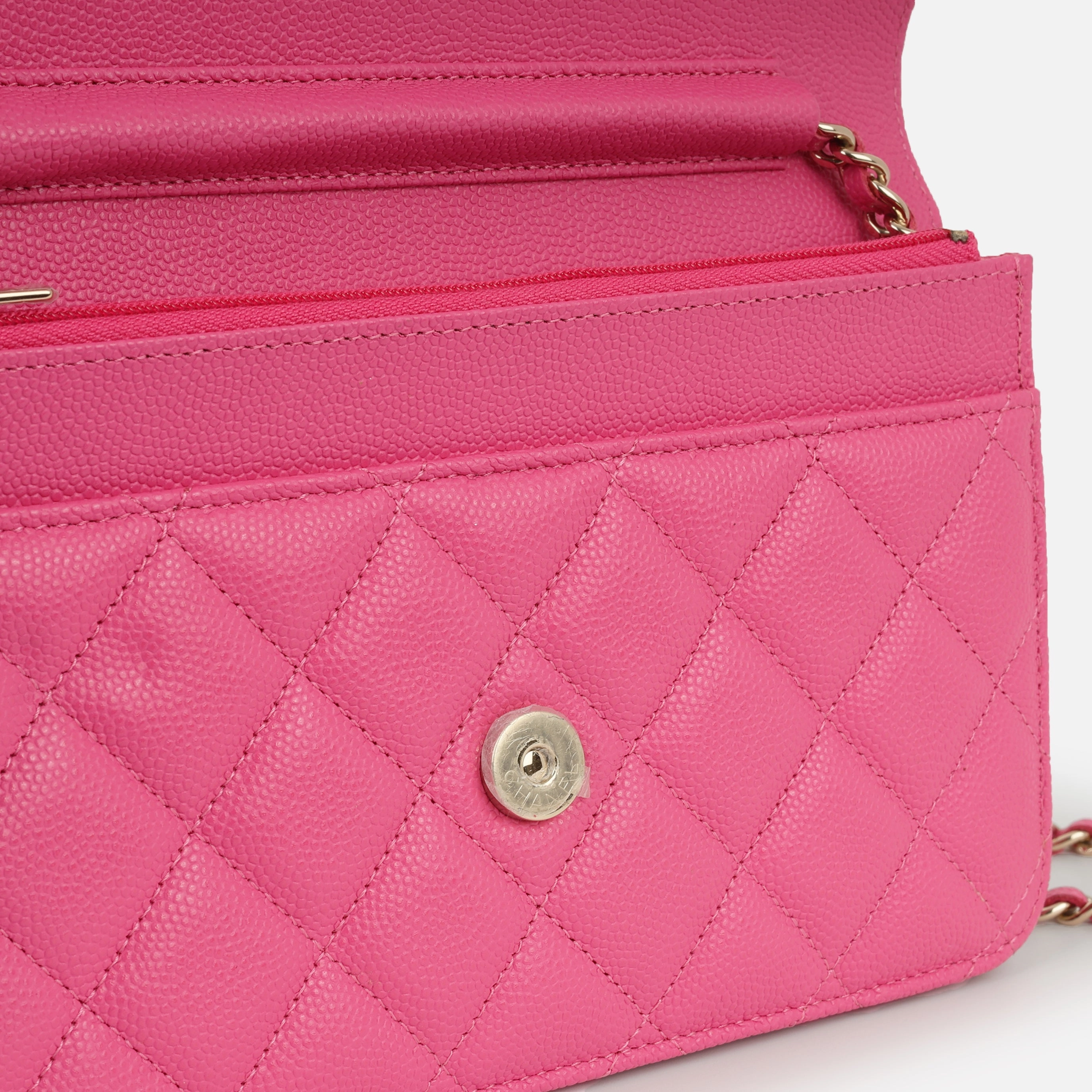 Chanel Chanel Classic Wallet on Chain