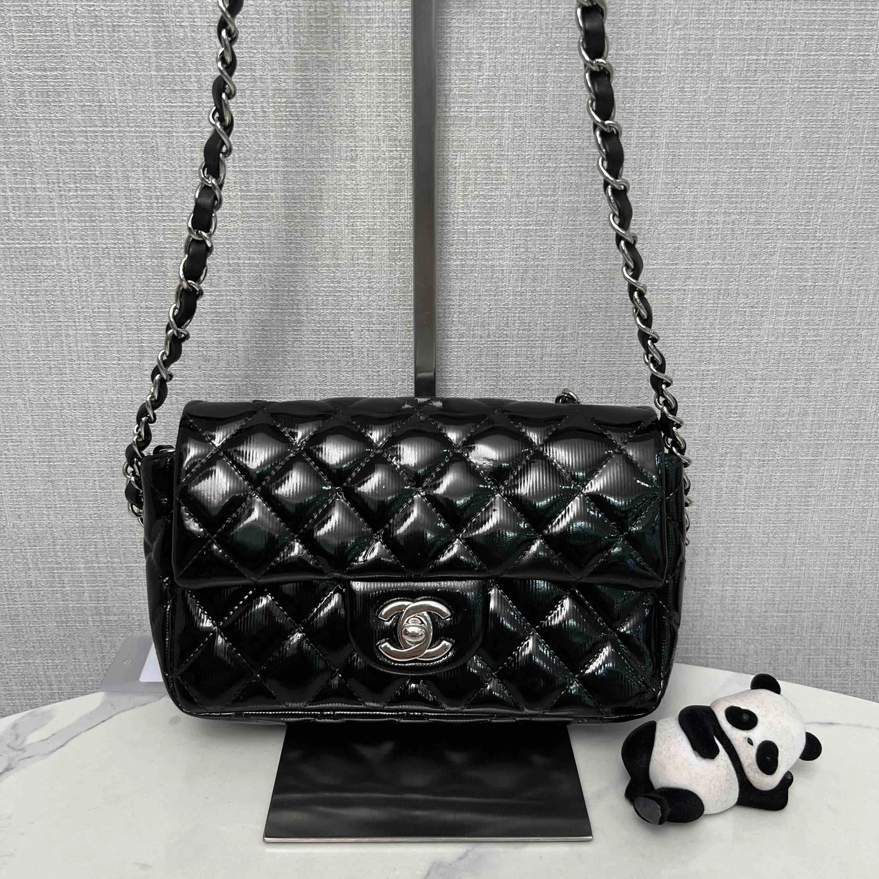 Chanel Classic Flap CF Mini Black Quilted Leather Chain Shoulder Bag