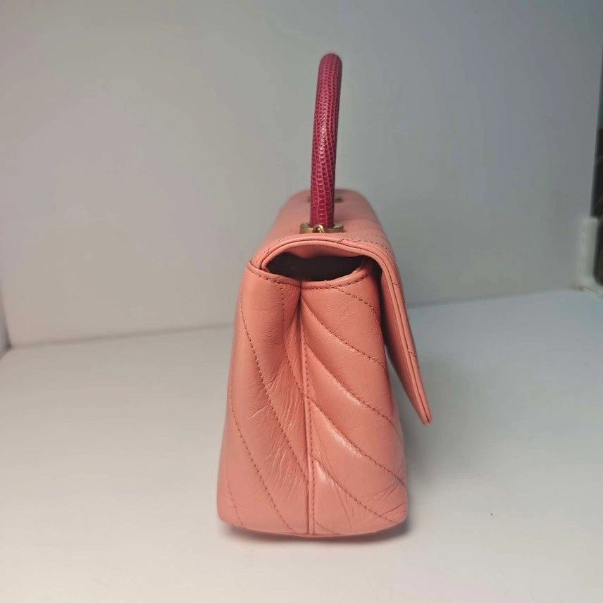 Chanel Coco Handle with Lizard Skin Handle in Pink Leather Shoulder Bag