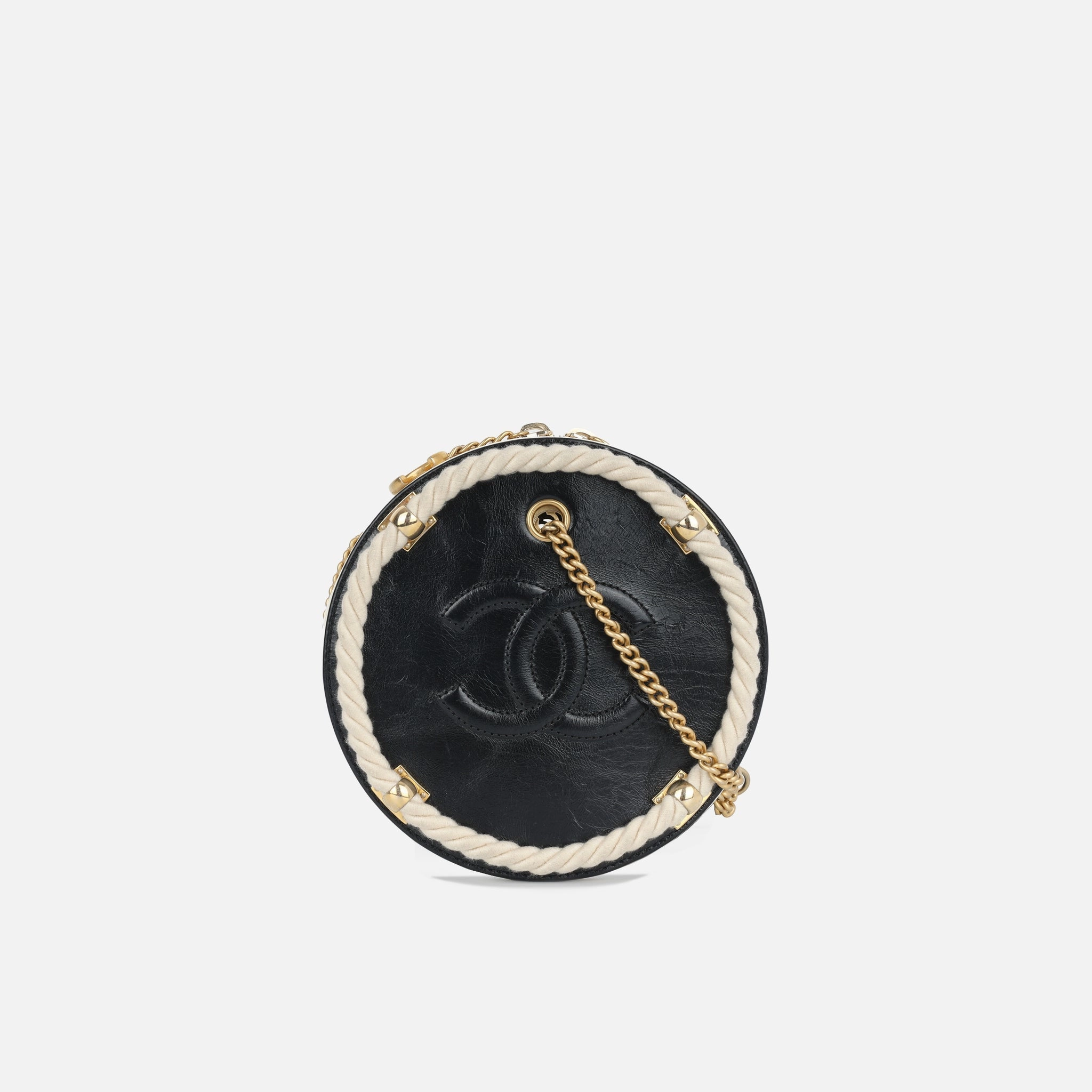 Chanel En Vogue Round Crossbody