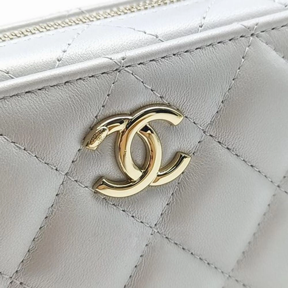 Chanel Lambskin Top Handle Cosmetic Tote/Crossbody Bag (4767100)