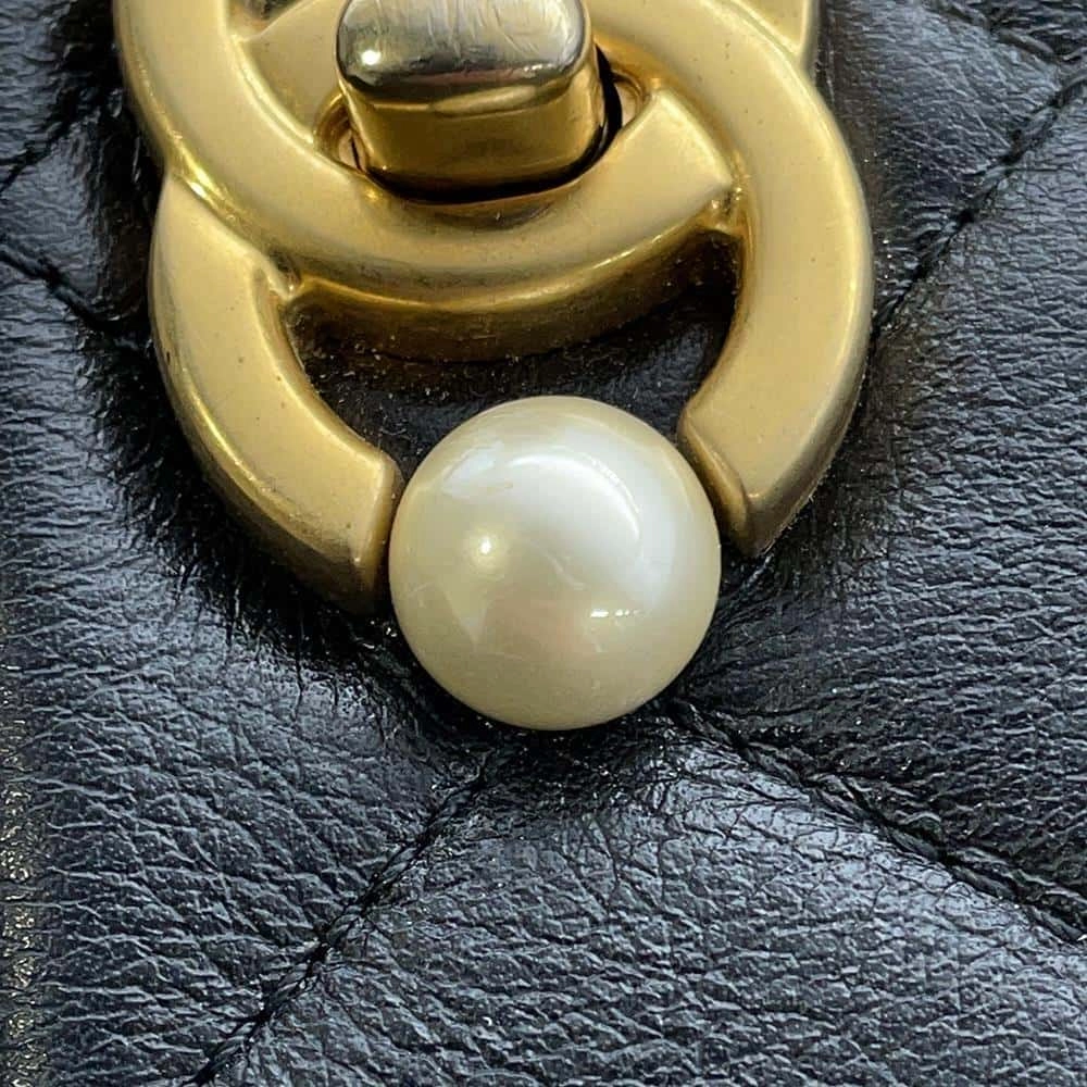 CHANEL Matelasse CC Logo Single Flap Pearl Chain Shoulder Bag Black Calf Leather