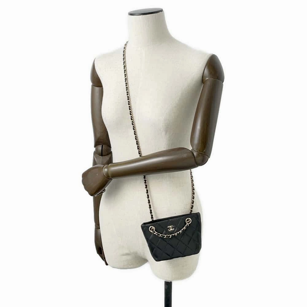CHANEL Matelasse ChainClutch Shoulder Bag BlackAP4422 Caviar Leather