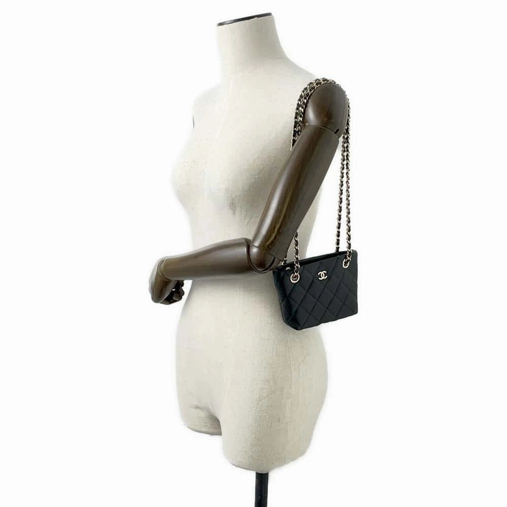 CHANEL Matelasse ChainClutch Shoulder Bag BlackAP4422 Caviar Leather