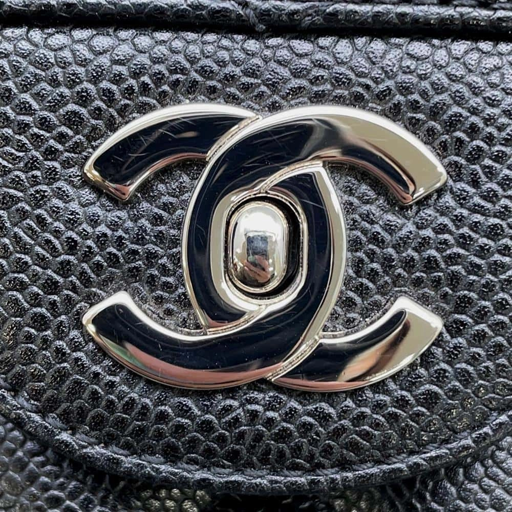 CHANEL Matelasse Single Flap ChainShoulder Bag Black Caviar Leather Size 30