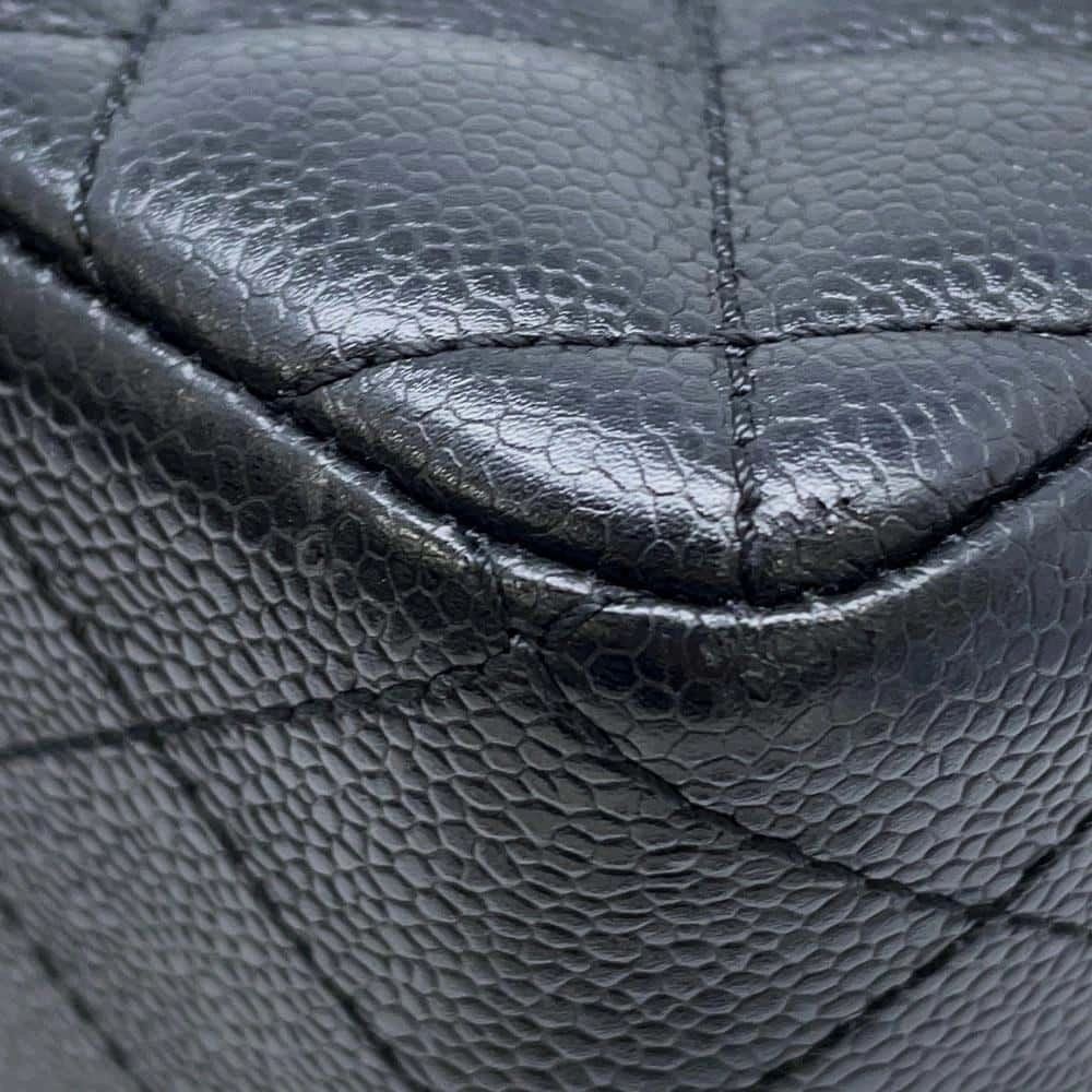 CHANEL Matelasse Single Flap ChainShoulder Bag Black Caviar Leather Size 30