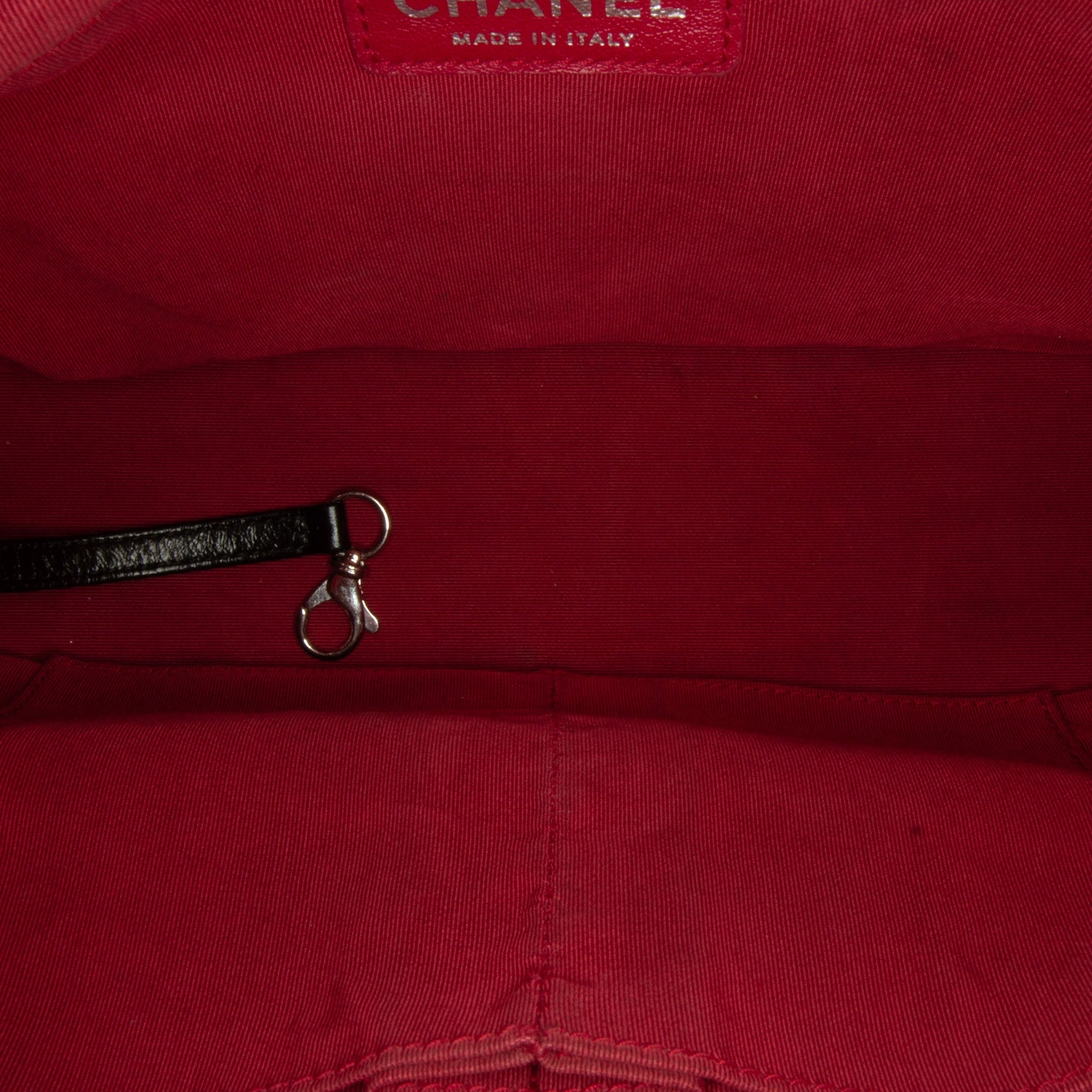 Chanel Medium Bicolor Lambskin Gabrielle Crossbody (21664)