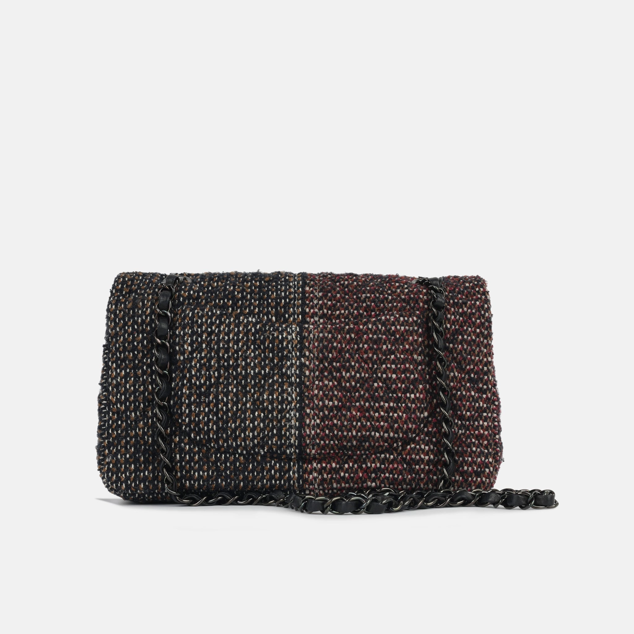 Chanel Medium Classic Flap  - Tweed