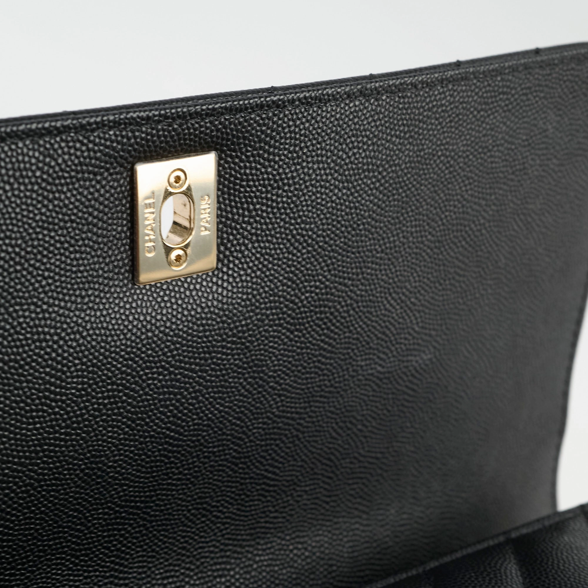 Chanel Medium Coco Handle (Lizard Top Handle) Black Chevron