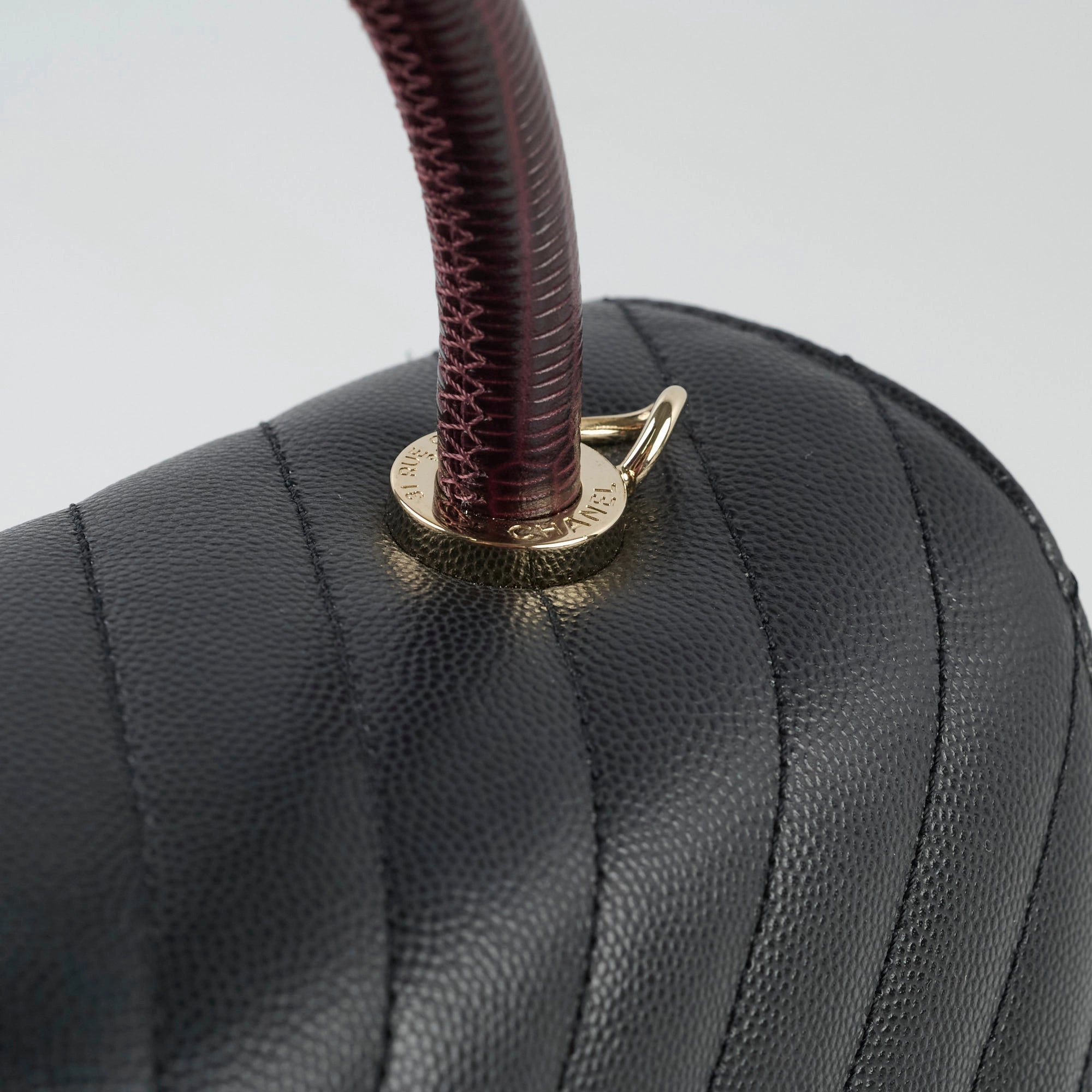 Chanel Medium Coco Handle (Lizard Top Handle) Black Chevron