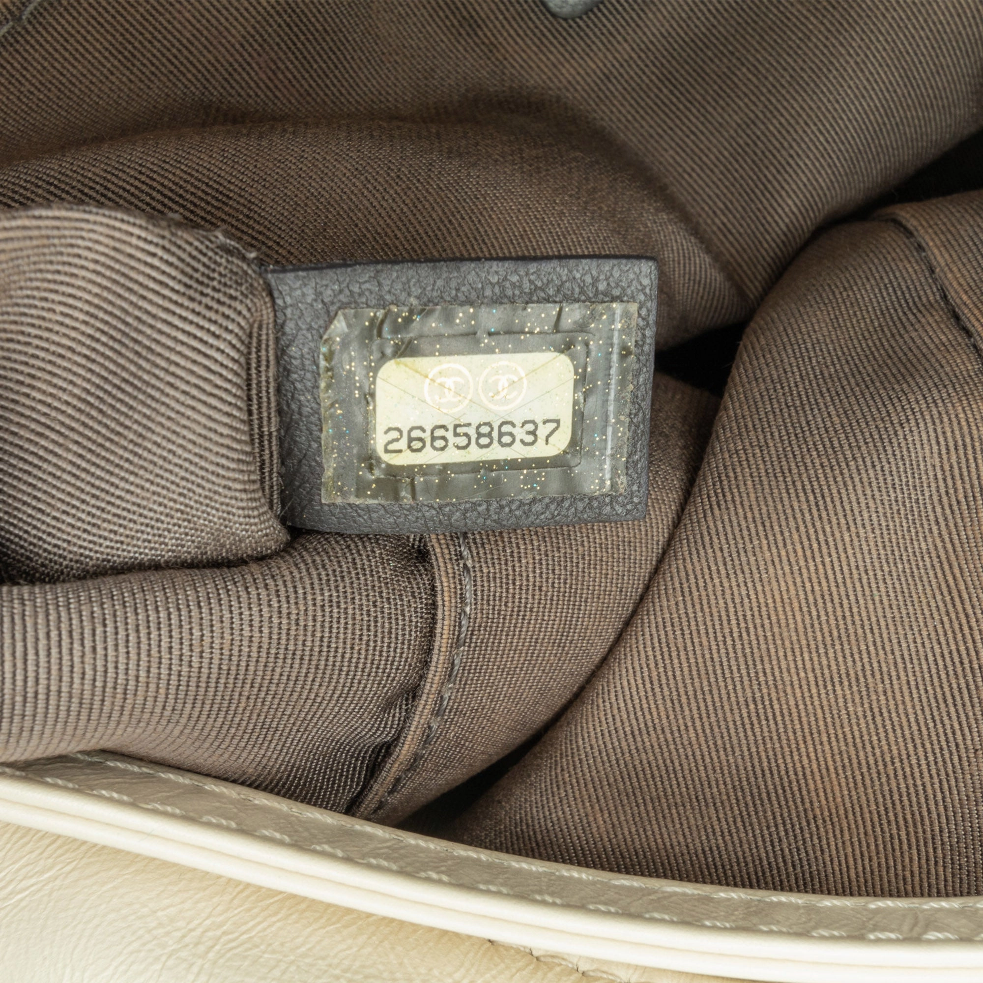 Chanel Medium Tweed and Lambskin Gabrielle Crossbody (21053)