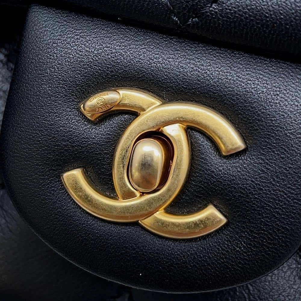 CHANEL Mini Matelasse Heart Bag CharmChainShoulder BlackAS3456 Lambskin