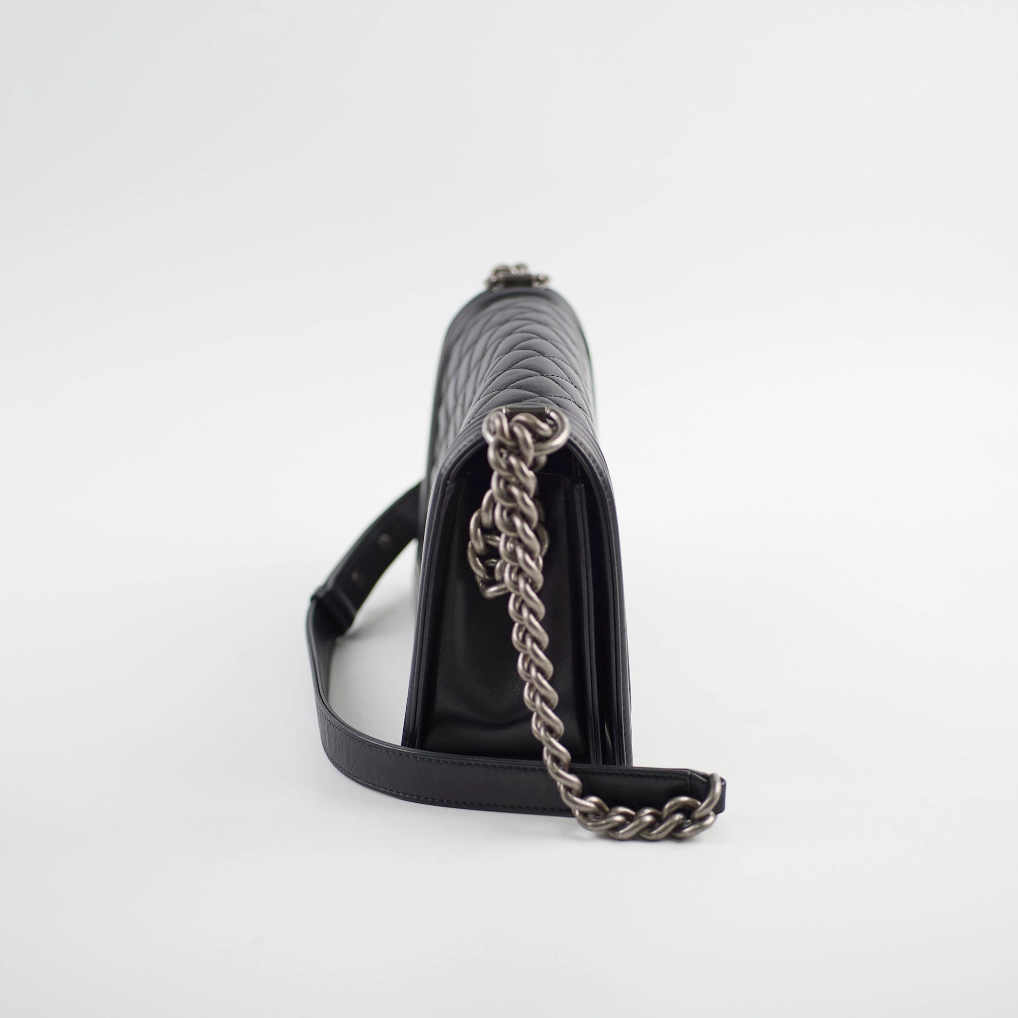 Chanel Old Medium Boy Black Lambskin - Series 23