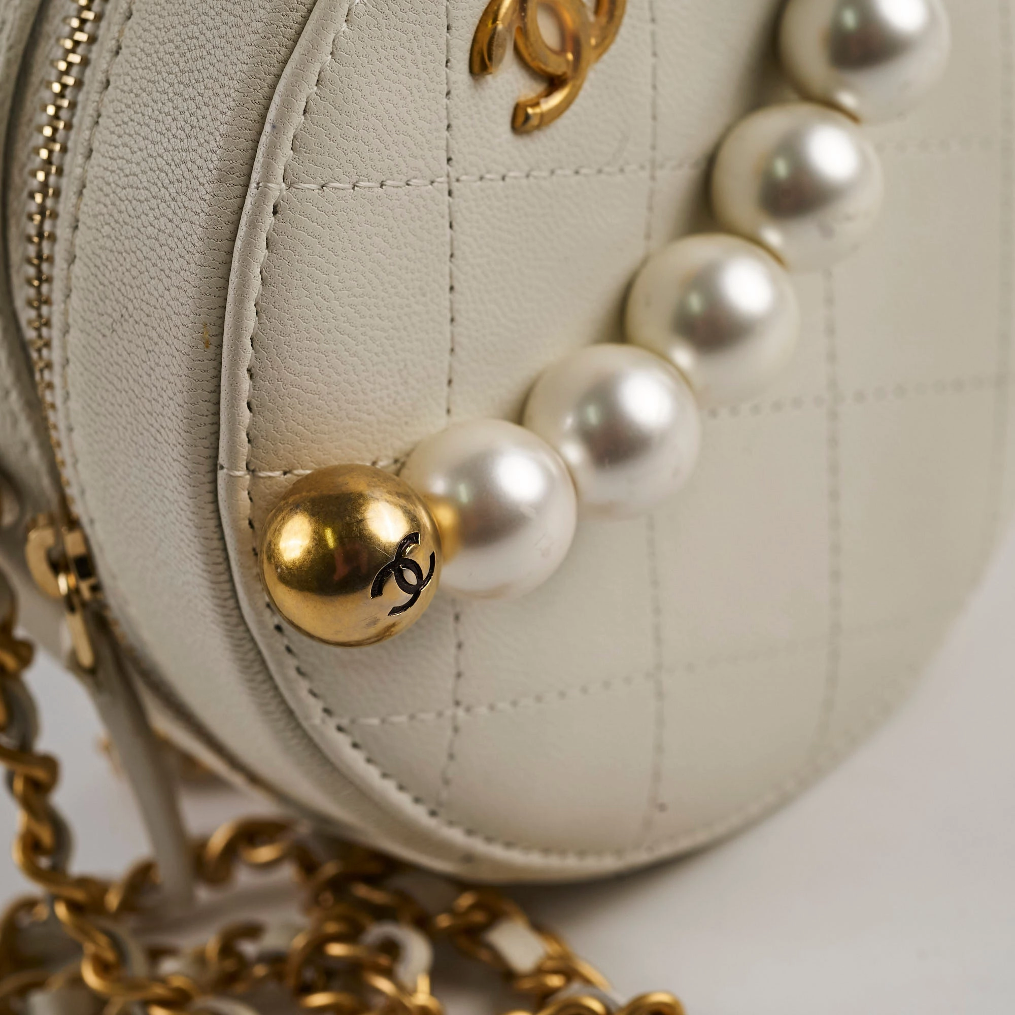 Chanel Pearl Round Bag White Series 29