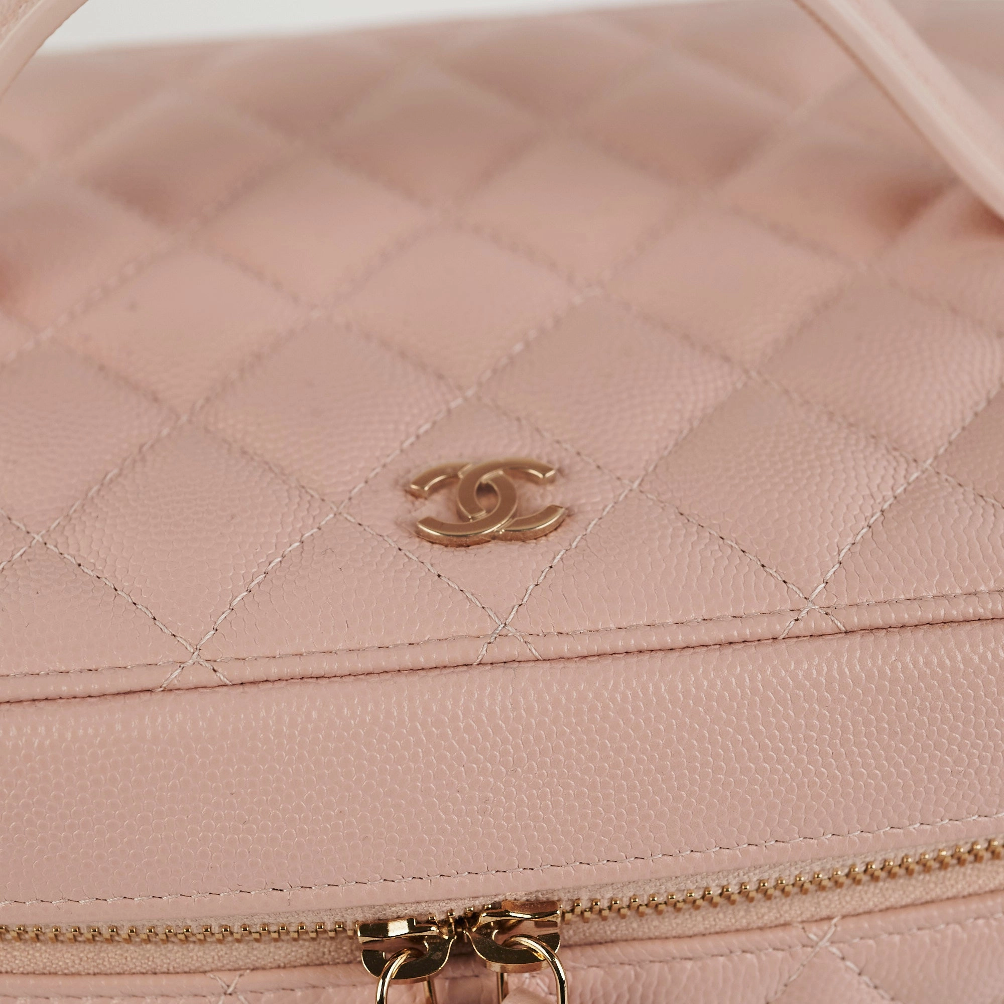 Chanel Pink Caviar Vanity - 21C