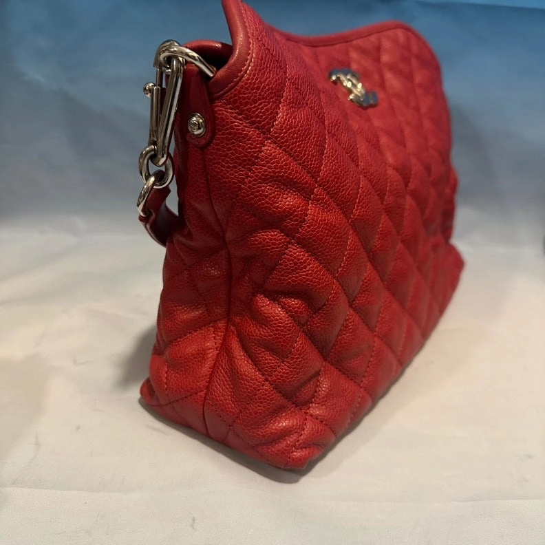 Chanel Preloved Quilted Red Leather Shoulder Bag